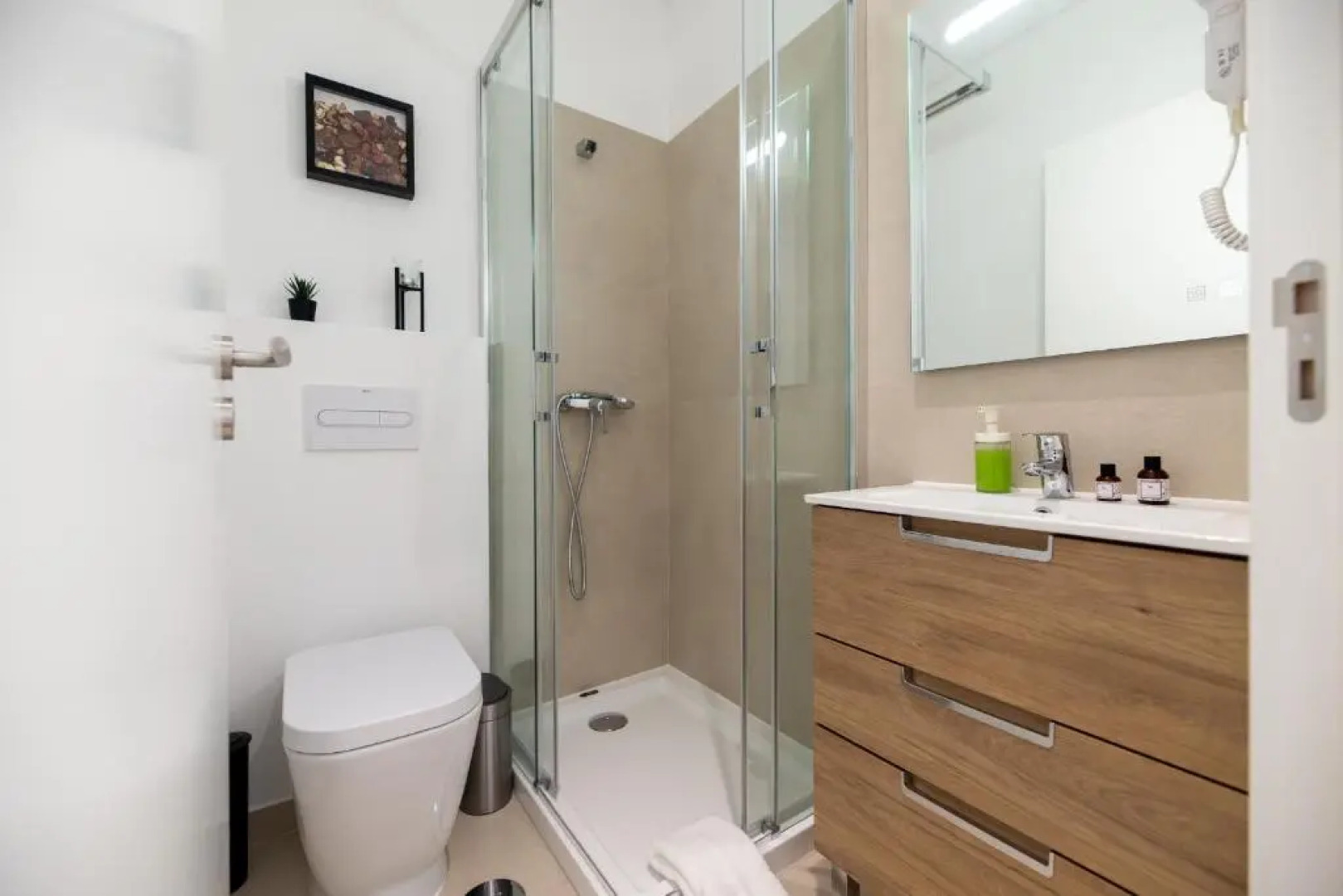 9 Quartos Alojamento