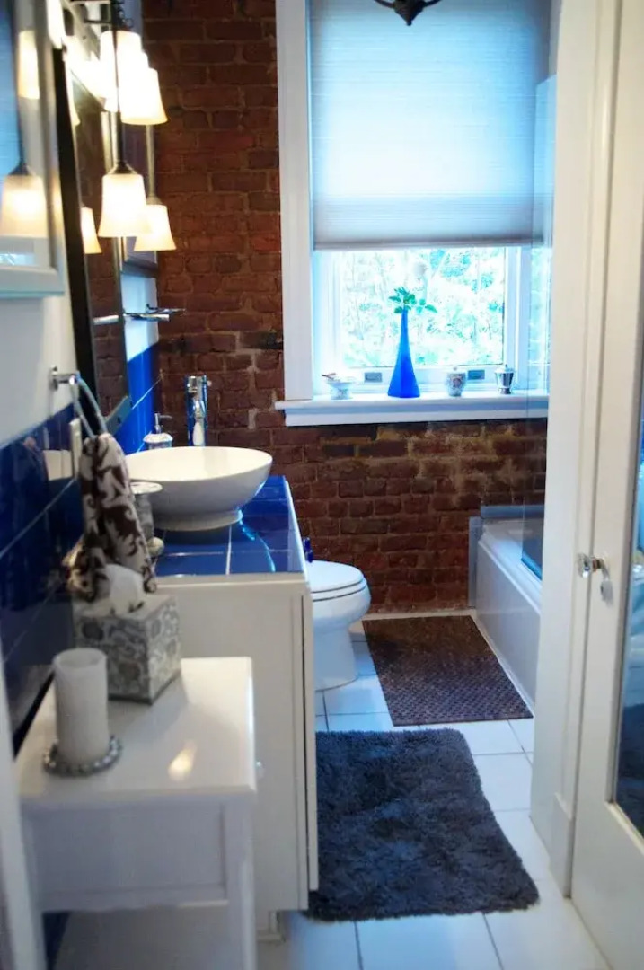 The One Bed and Breakfast