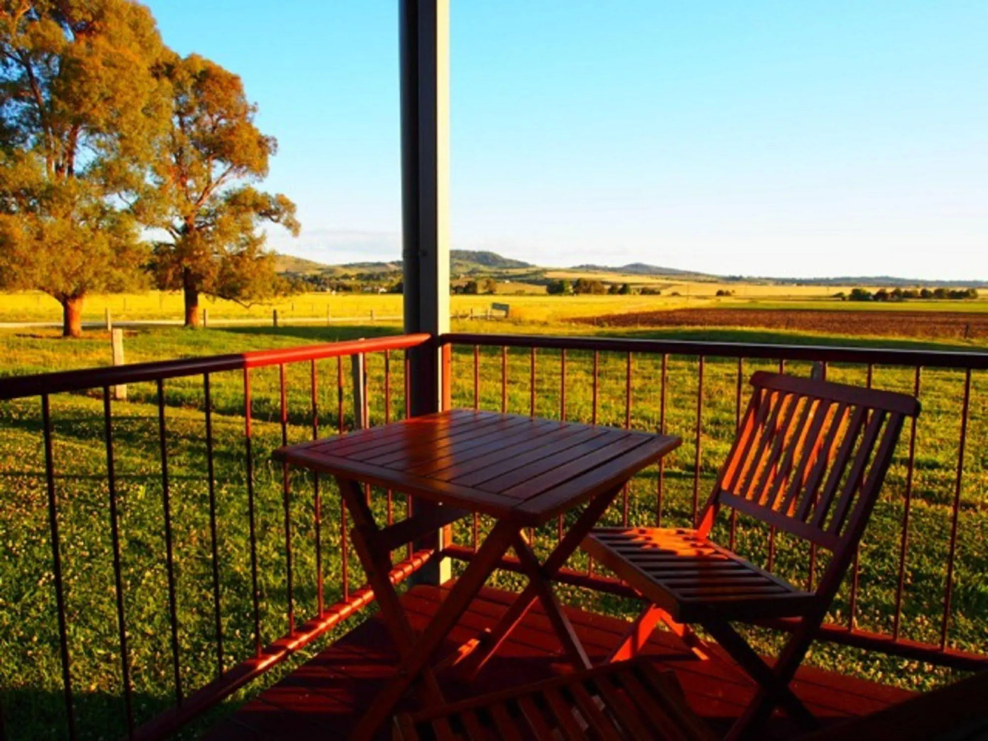 Killarney View Cabins and Caravan Park