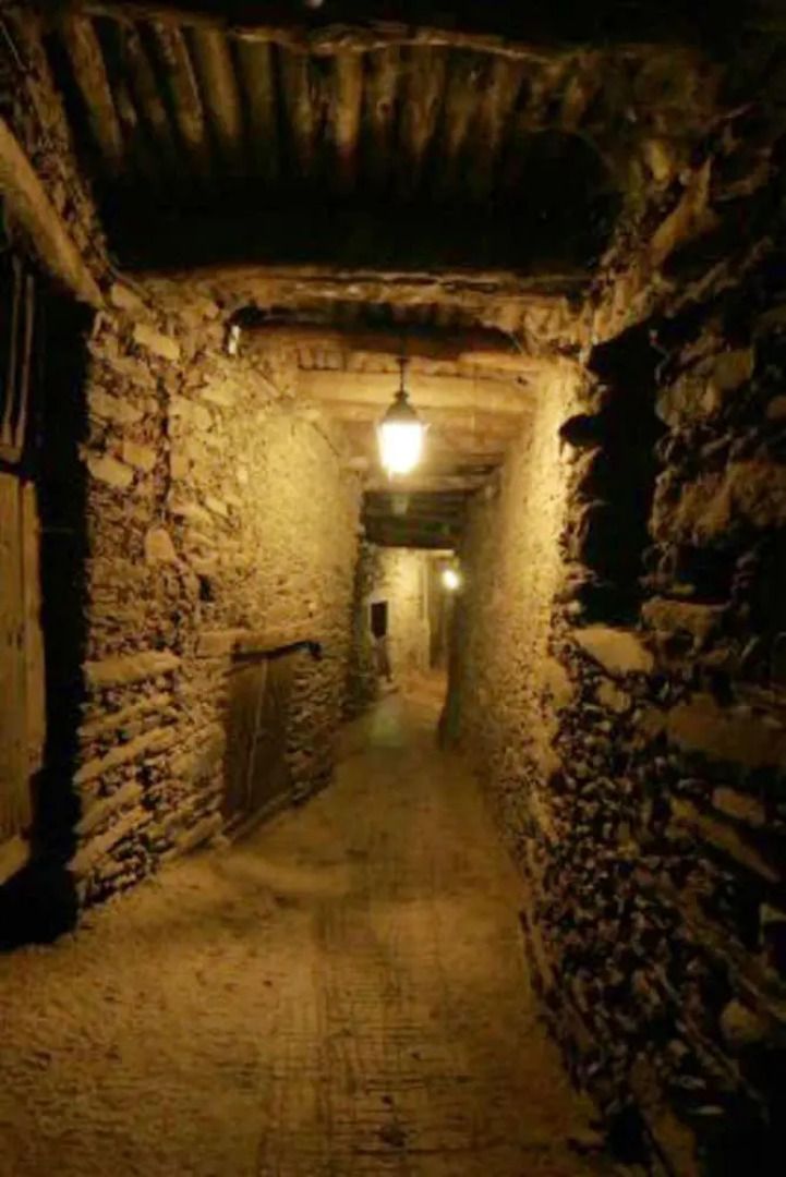 House With 4 Bedrooms in Robledillo de Gata, With Wonderful Mountain View, Terrace and Wifi