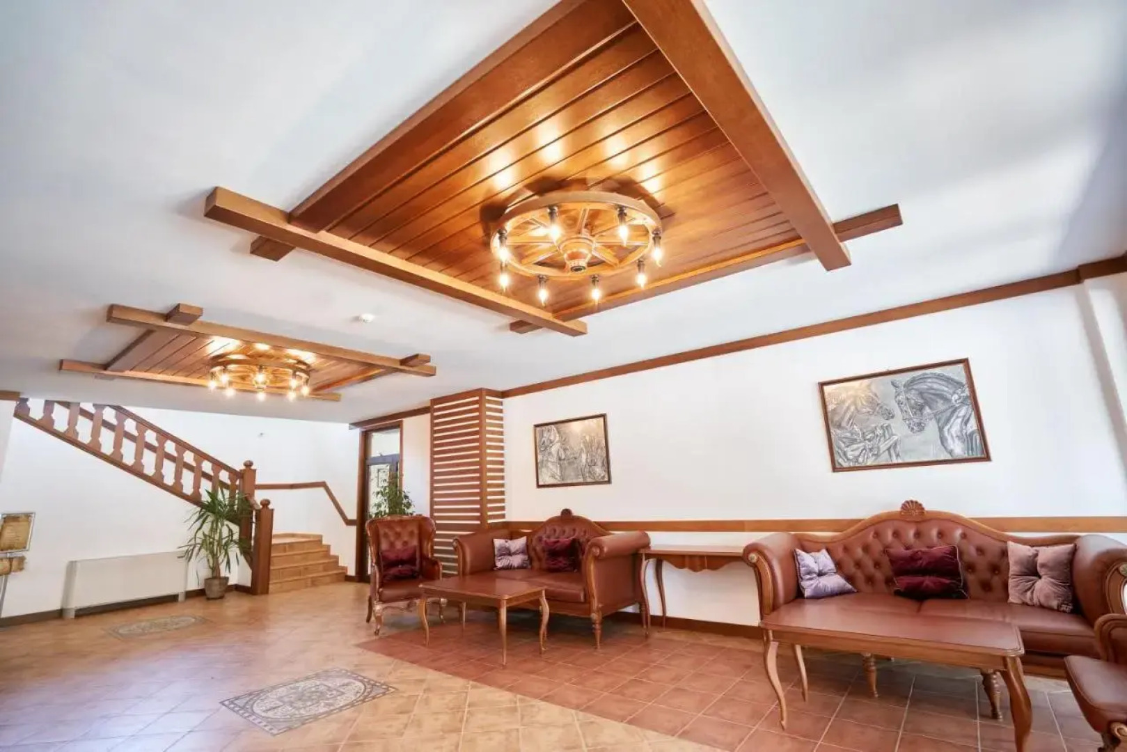 Boutique Complex Trakiets