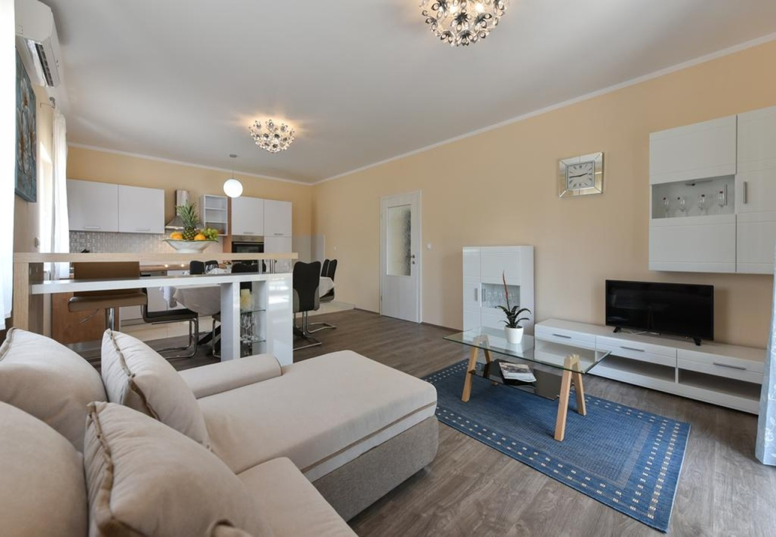 Holiday house Ani 1 - with pool : Privlaka, Zadar riviera