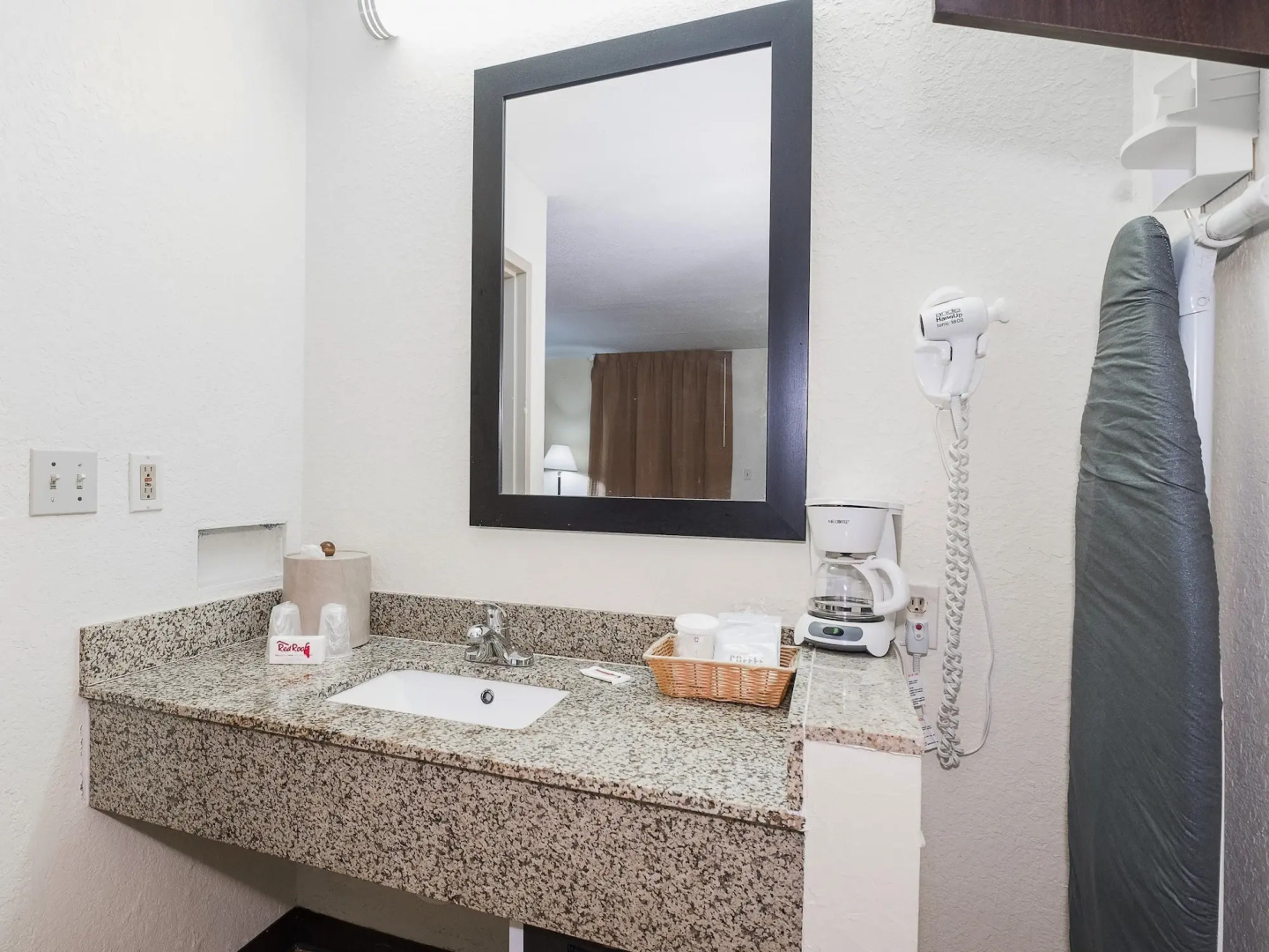 Red Roof Inn Kingsland