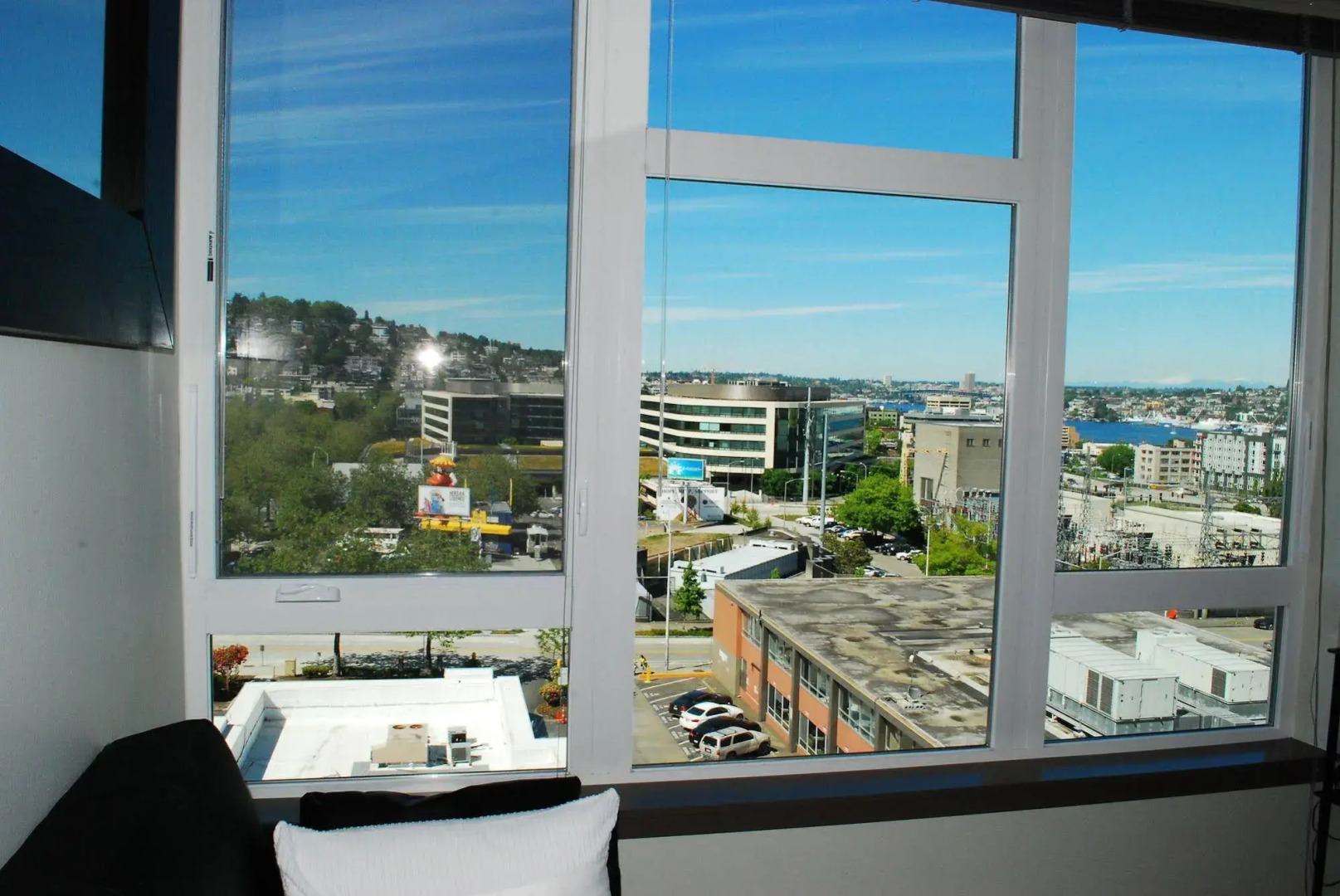 Seattle Center Luxury Suites by NSpire