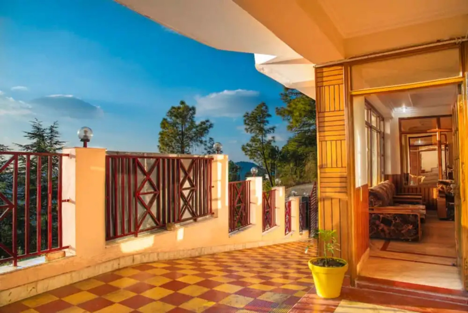 Goroomgo Shimla Nature Ville