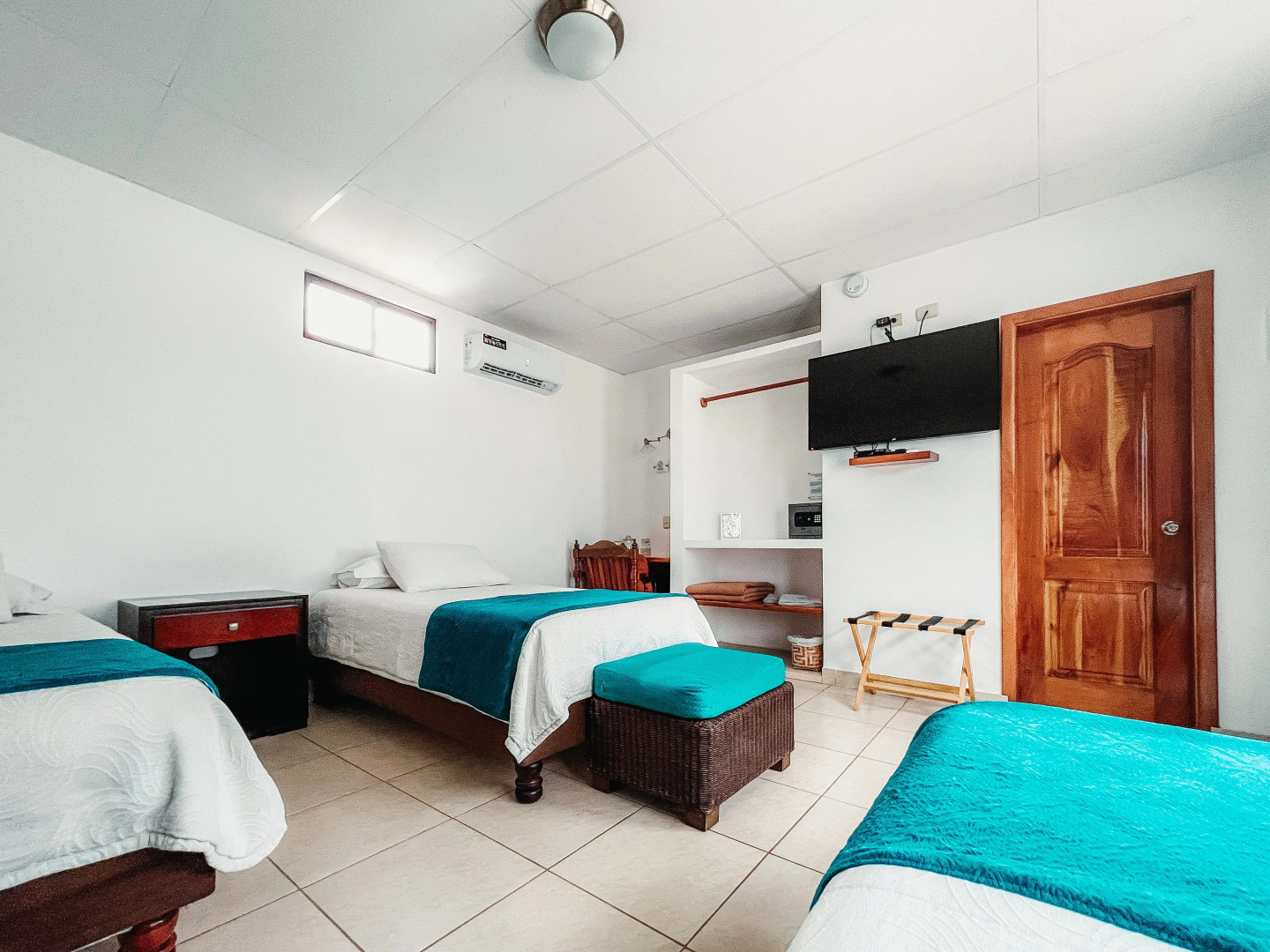 Hotel Isamar Galapagos Beachfront