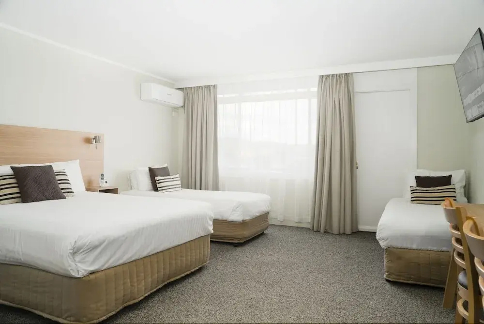 Posthouse MotorLodge