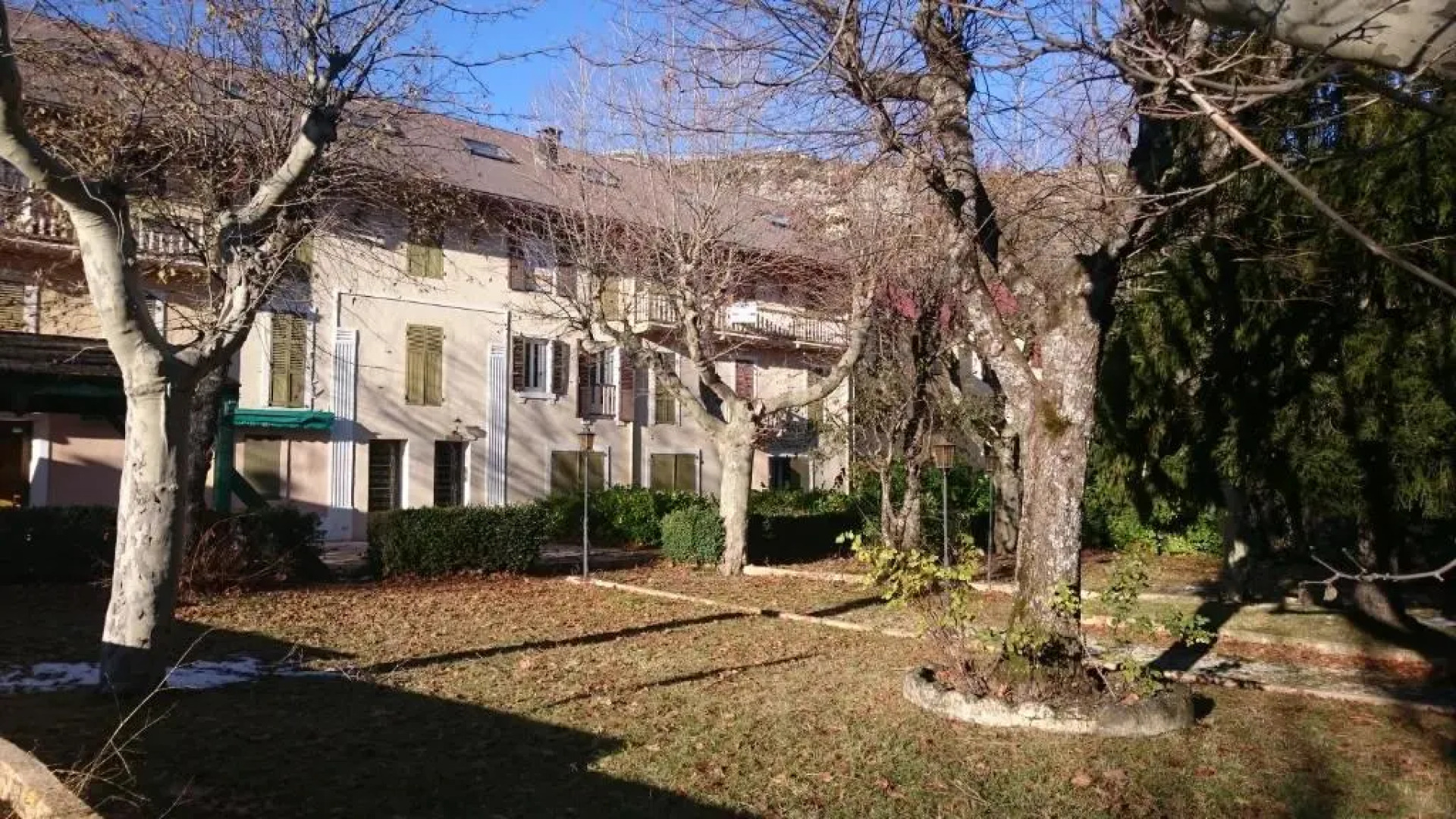 GÎTE DE CHARME , F2 Duplex 37 m2 , SUD , à THORENC - ANDON 06