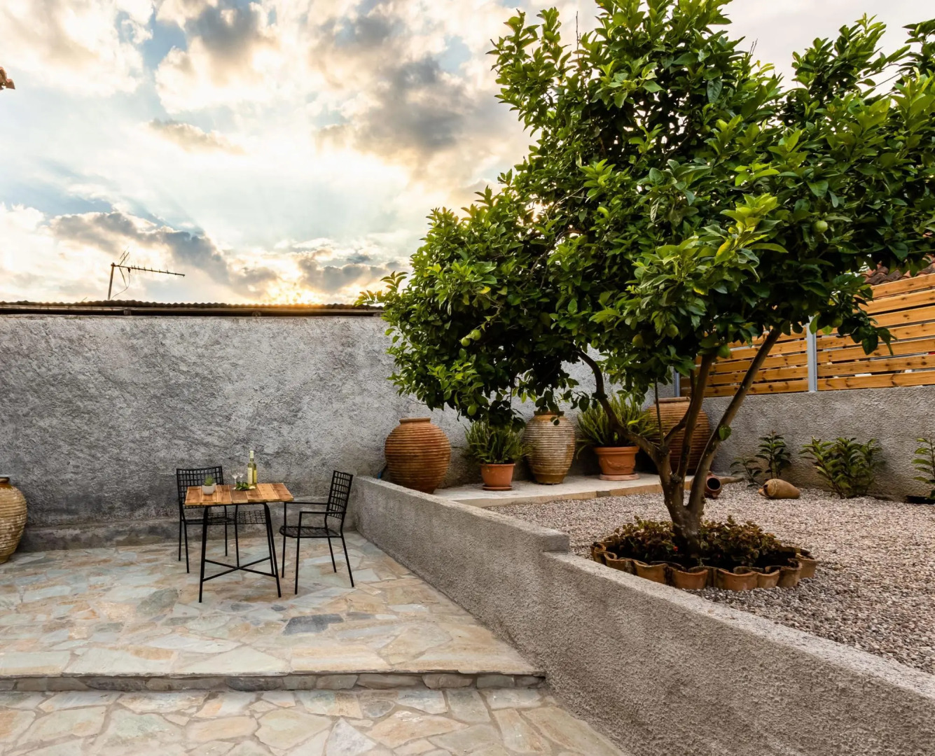 Valira Cozy Maisonette - Relaxing Vibes Getaway