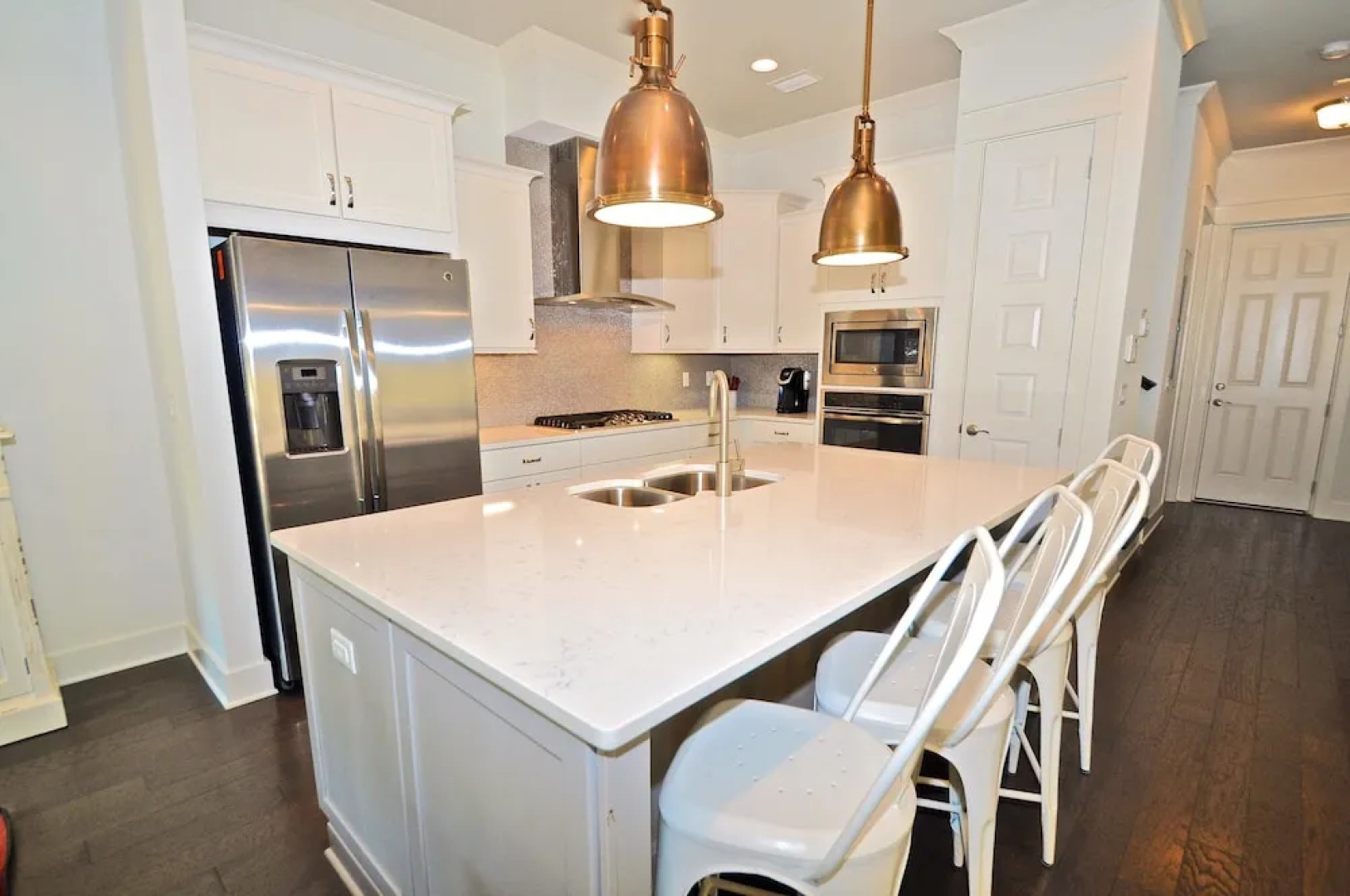 One More Day 3 Bedroom Condo By Coastal Dreamin