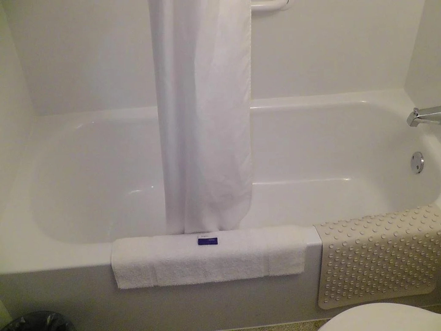 Motel 95 and Campground