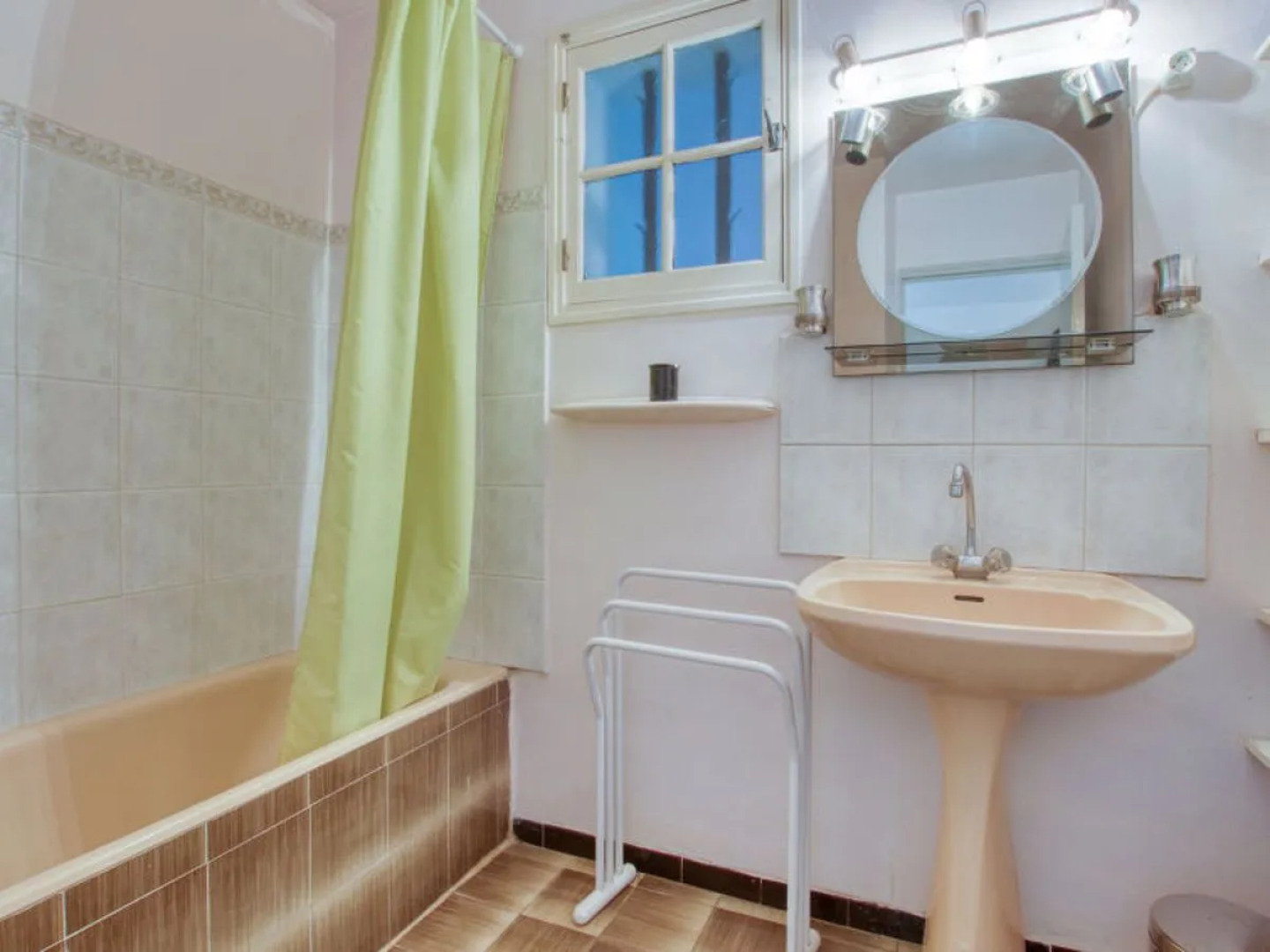 Le Hameau des Launes (SIG110)