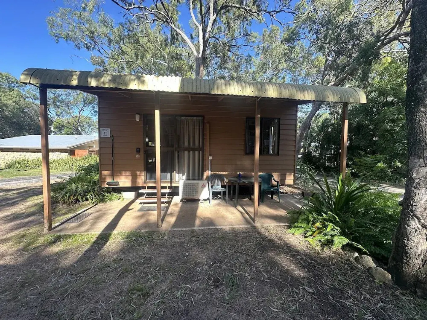 1770 Holiday Village