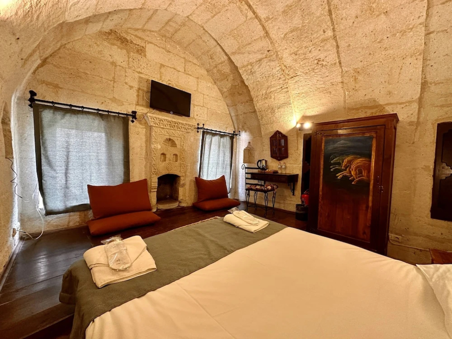 Harkasos Cave Hotel