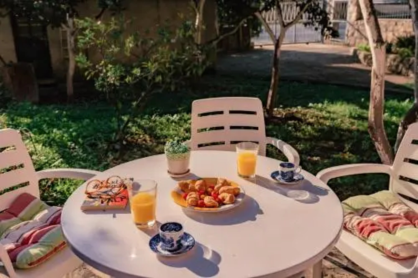 Orange Dream Apartment