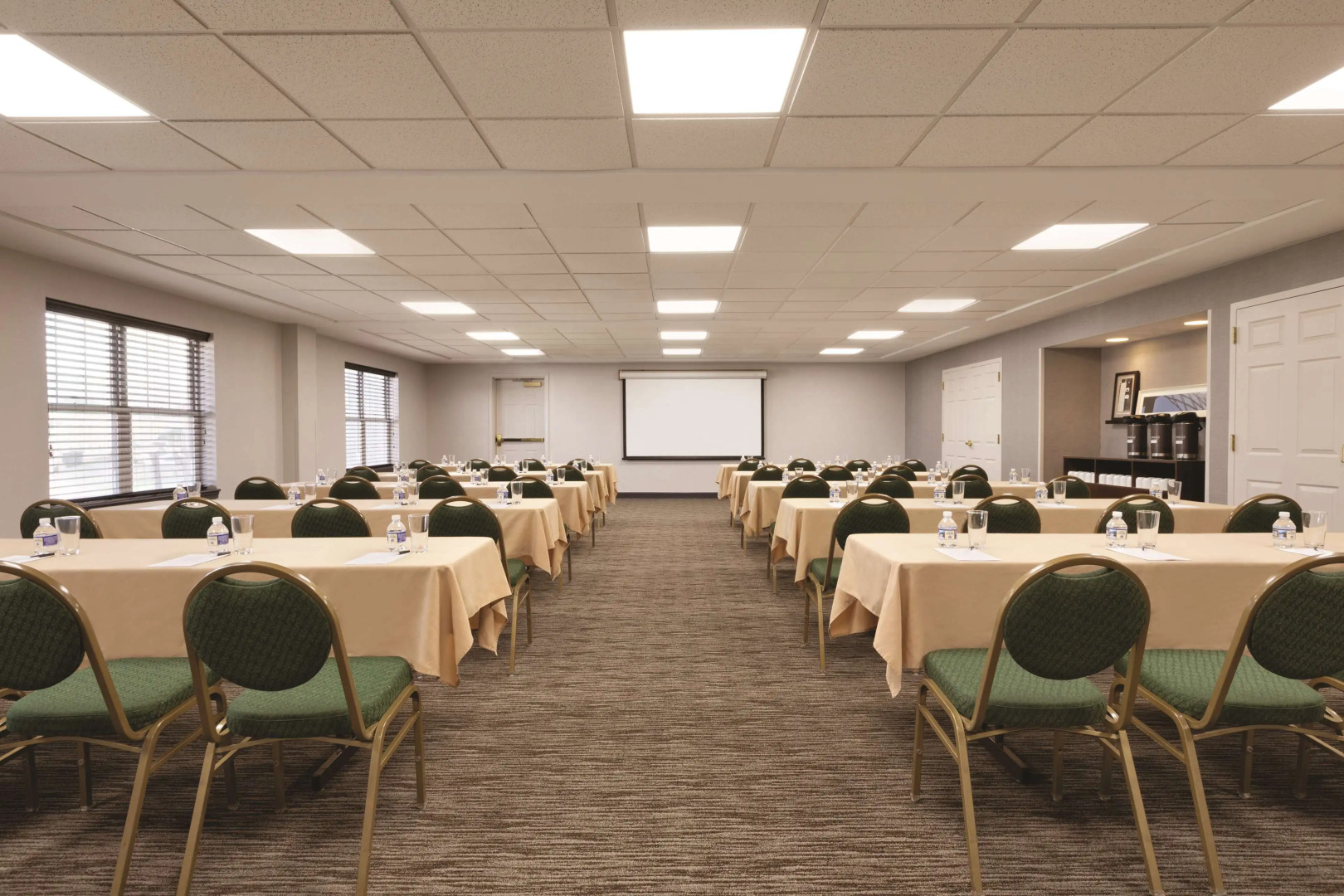 Country Inn & Suites by Radisson, Roanoke, VA