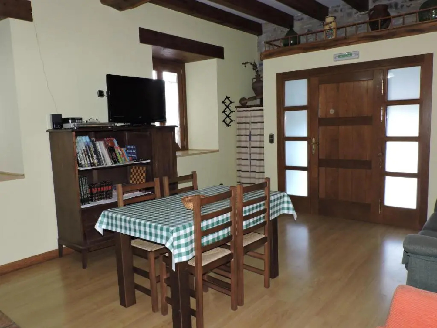 Balkonpe Landa Etxea