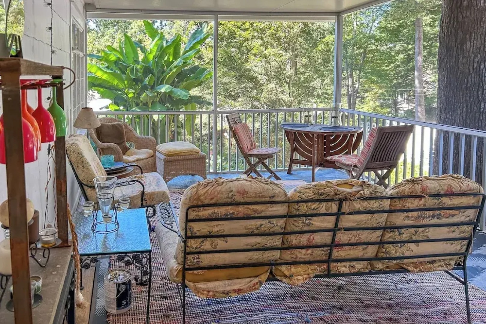 Walk to Downtown: Pet-friendly Cottage in Tyron