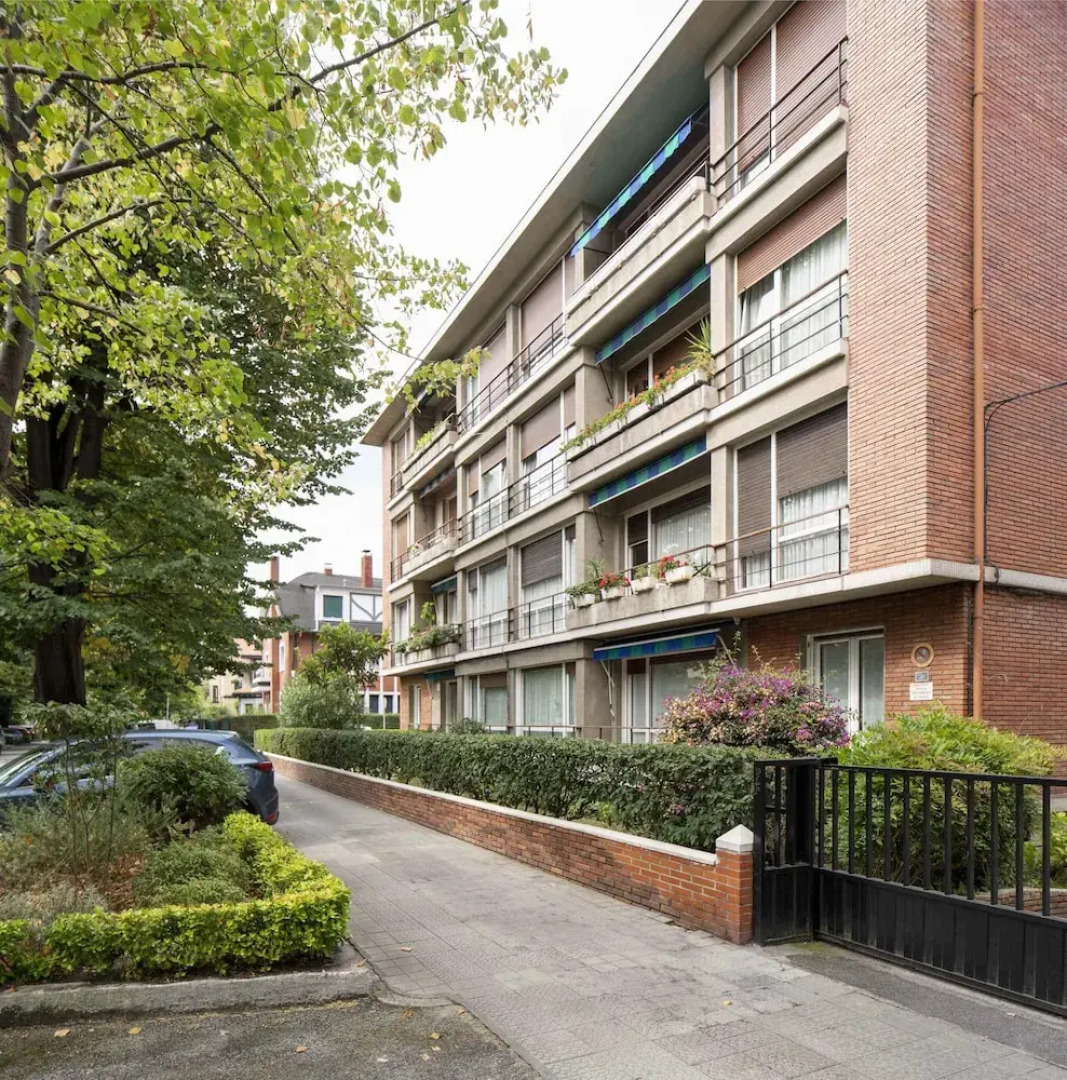 Bilbao By The Sea Ii