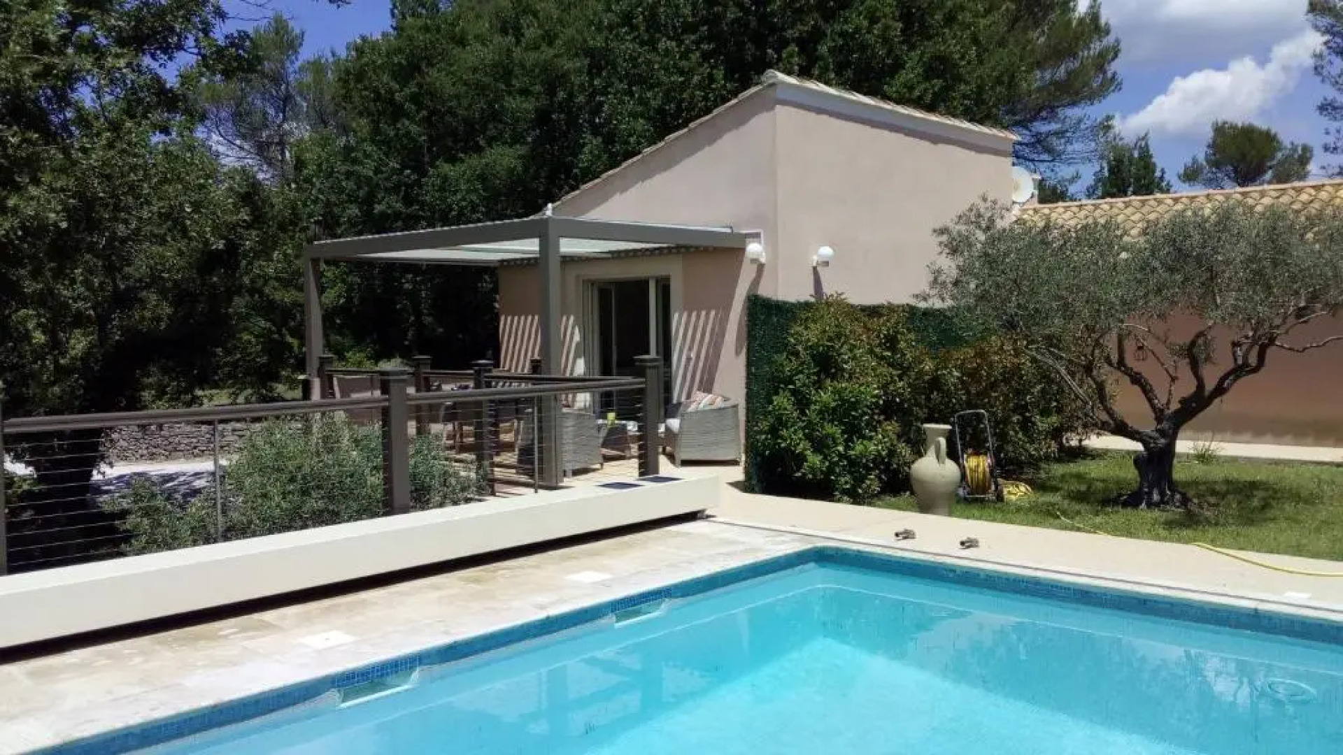 T2 Au coeur des chênes 1831 route de Mazaugues