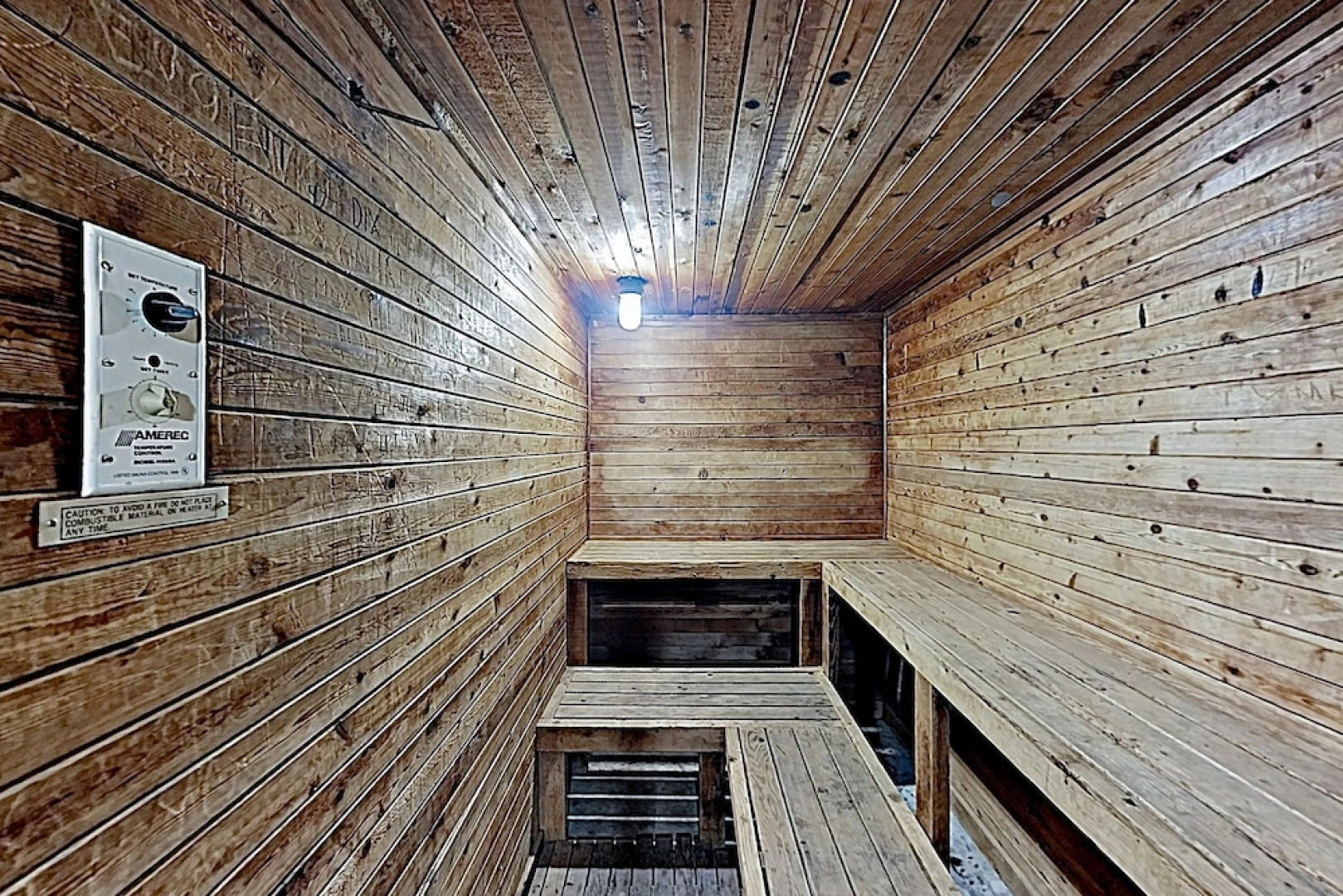 Suntide III Condominiums