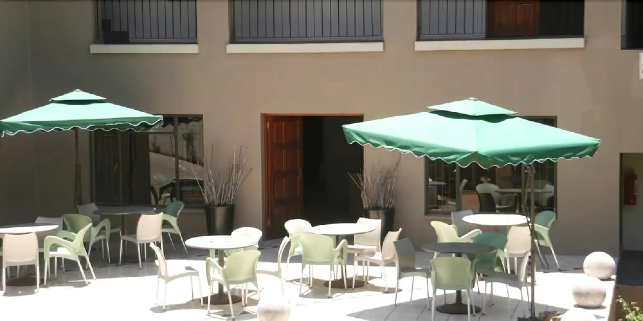 Convallaria Guest Lodge