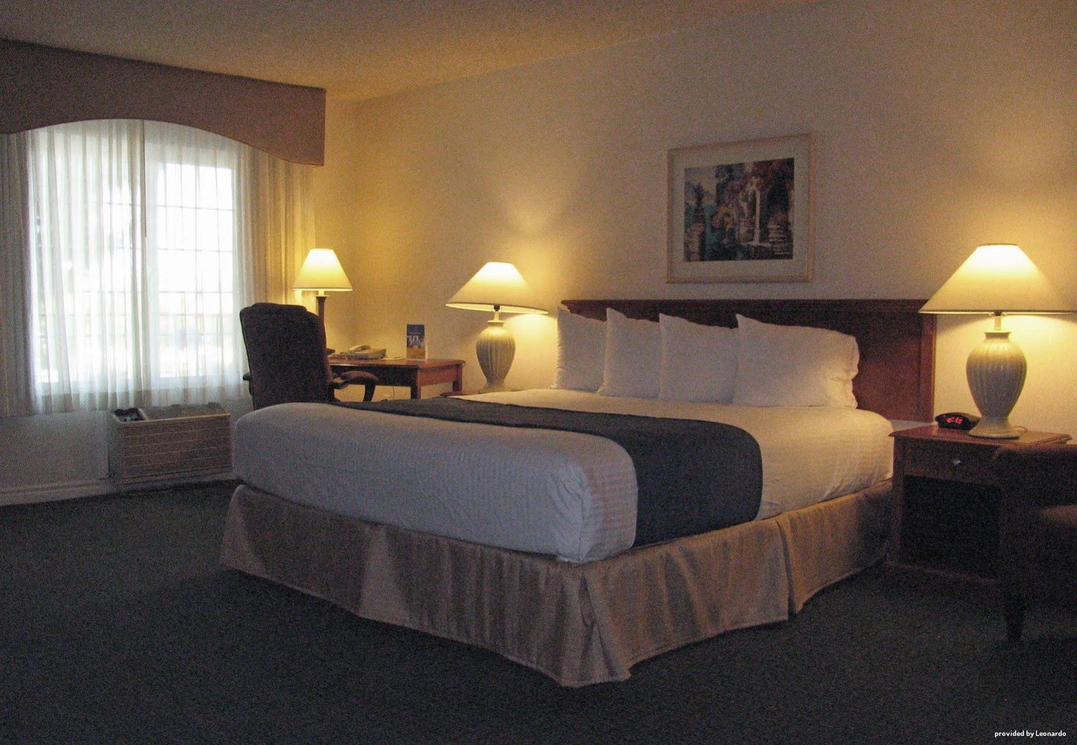 Studio 6 Corona, CA - West