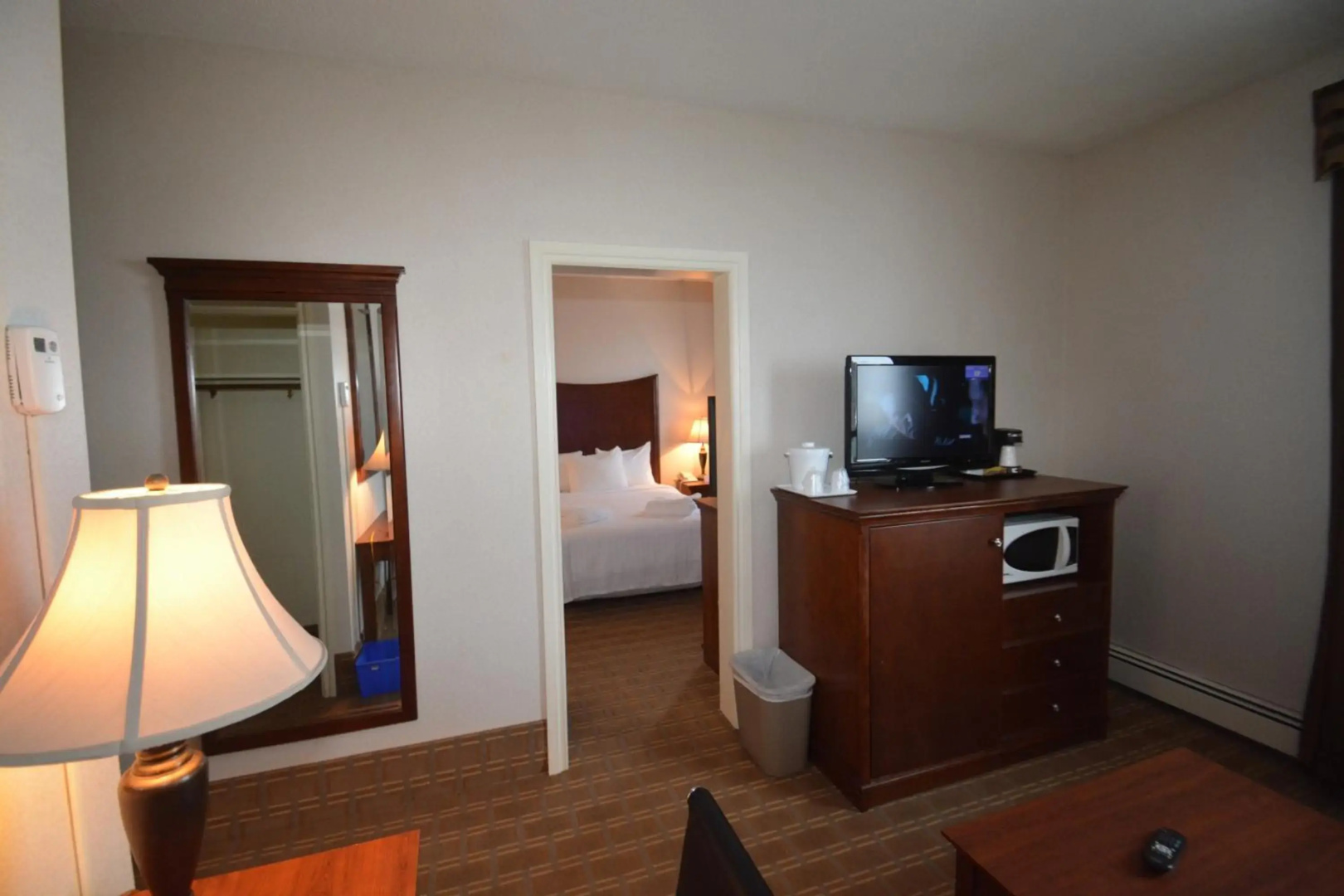 Prince Arthur Waterfront Hotel & Suites