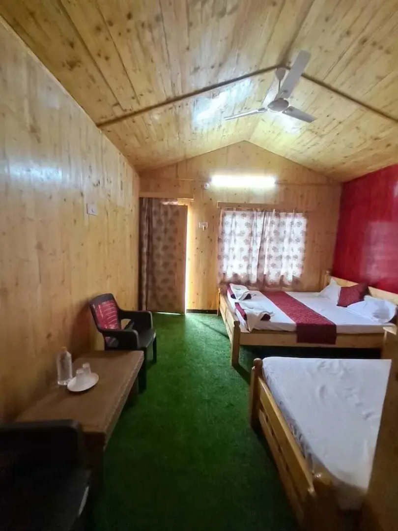 Cheetah Farms Jungle Stay