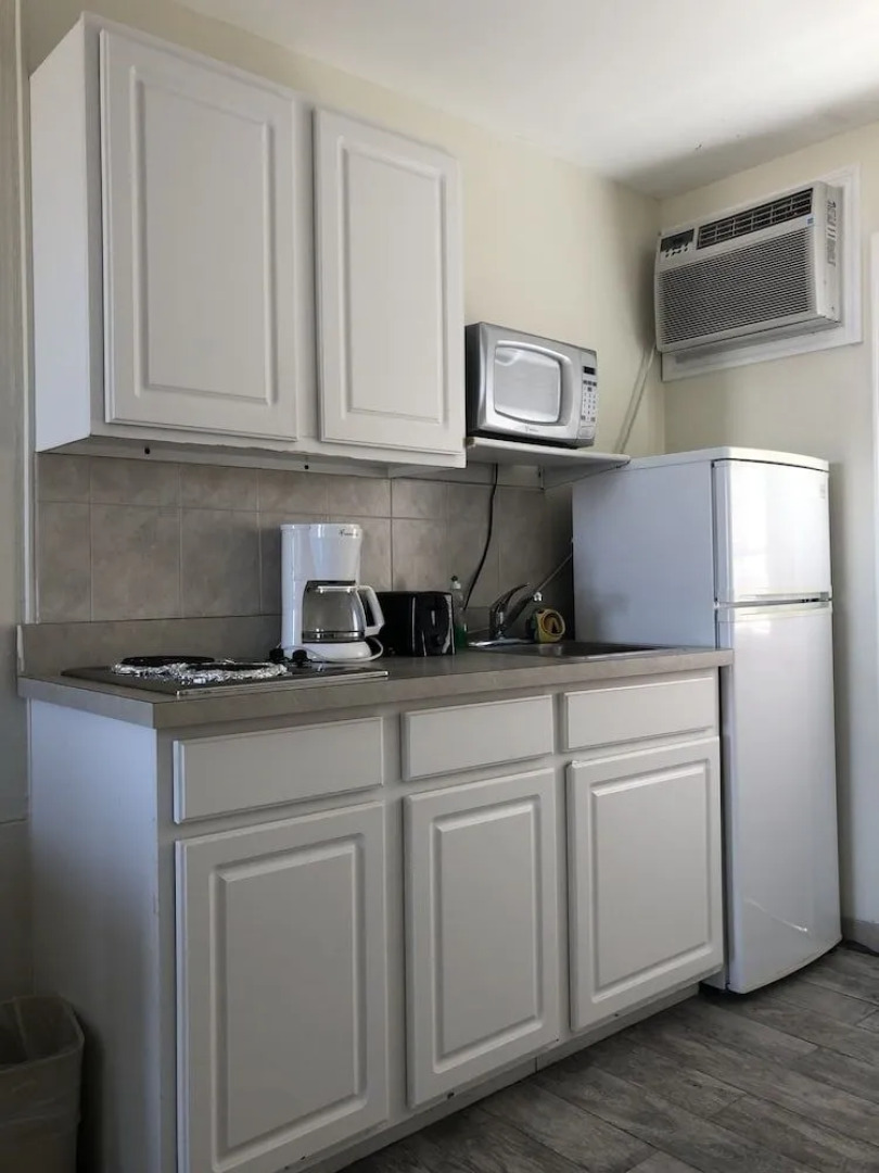 Southold Beach Motel