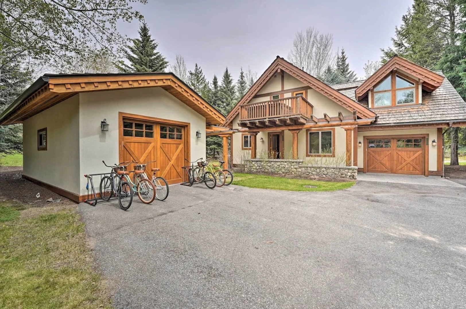 Serene Sun Valley Home w/ Hot Tub & Mtn Views