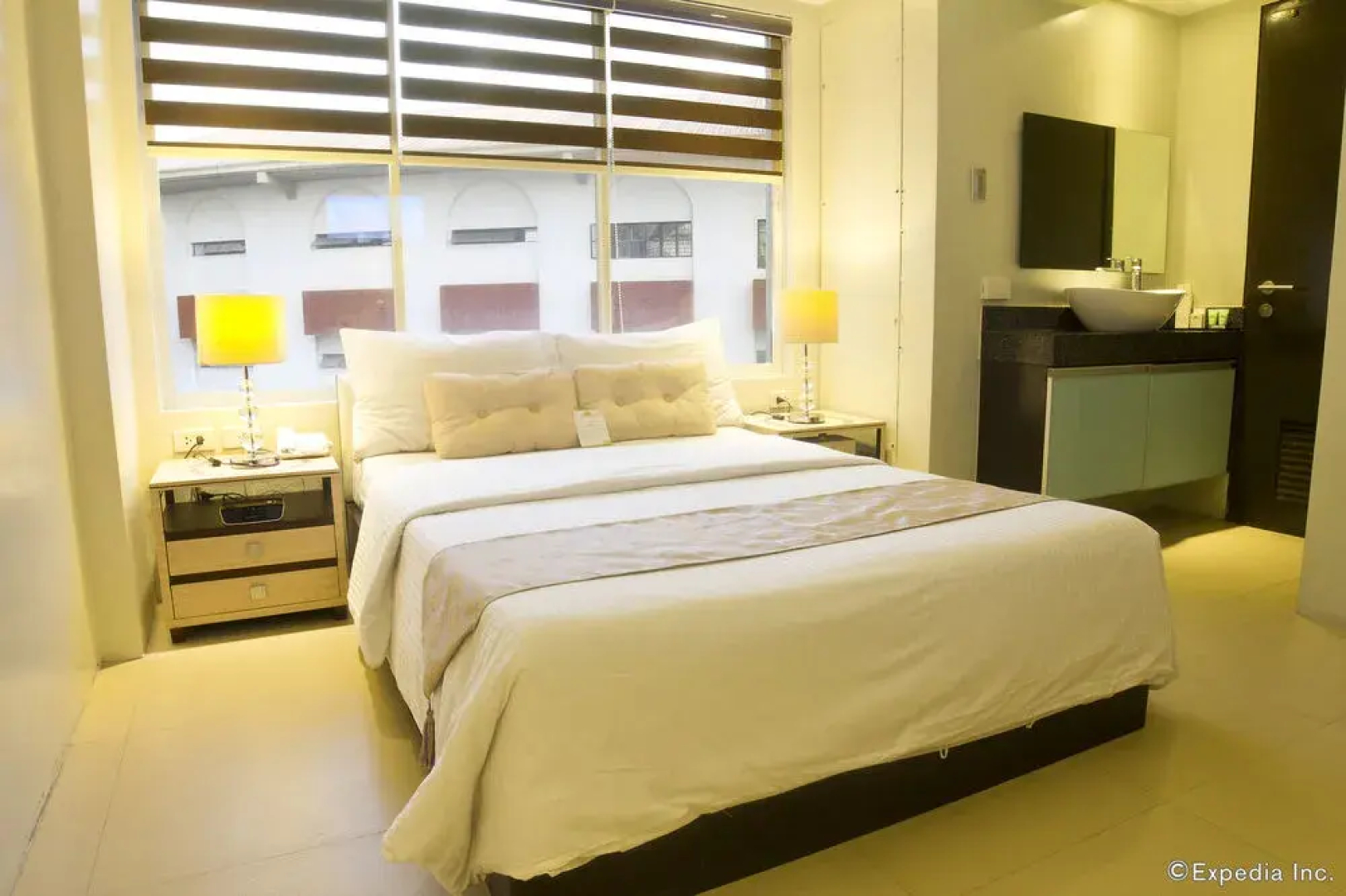 ZEN Premium near Rockwell Makati
