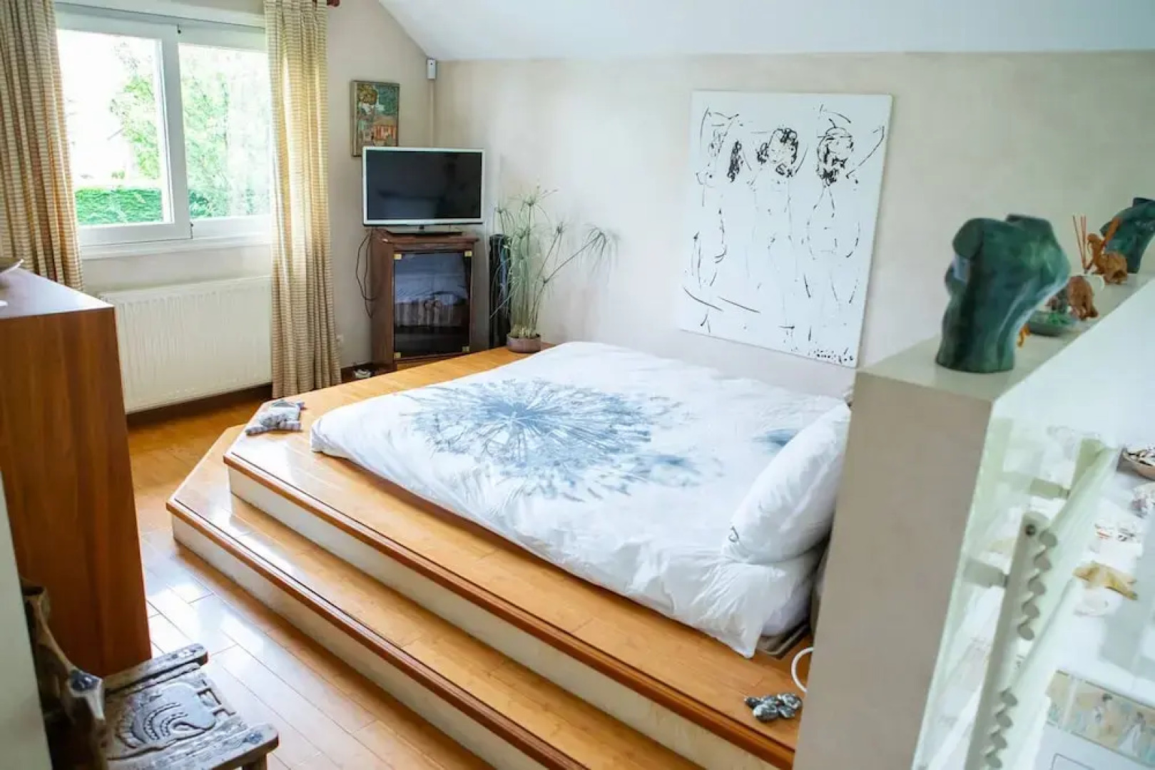 Villa au Bord du lac Avec Piscine Privee et Acces Direct au lac