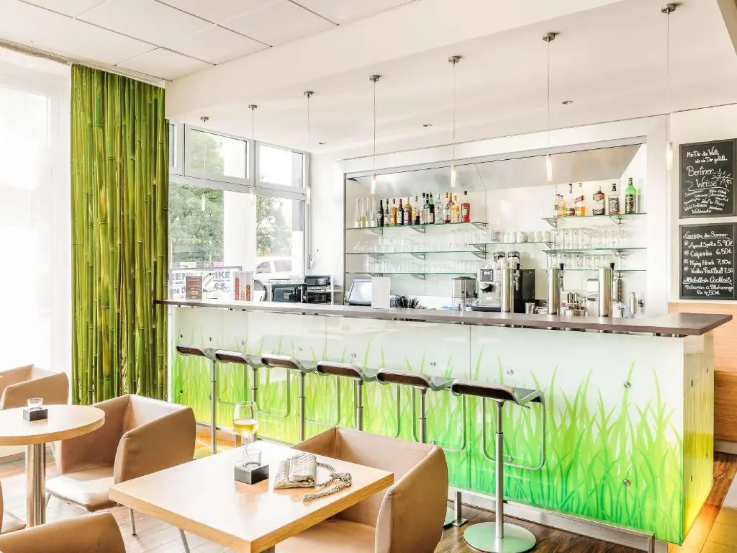 Me and All Hotel Berlin East Side, by Hyatt - NEW OPENING