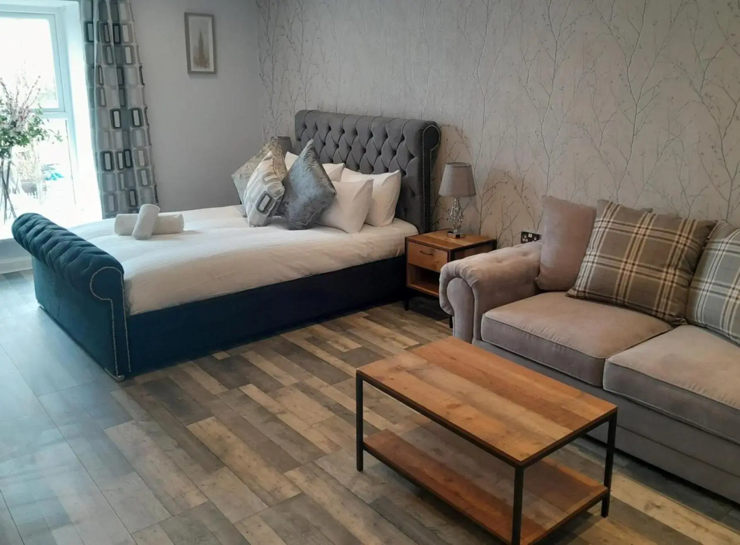 The Hillcrest Hotel