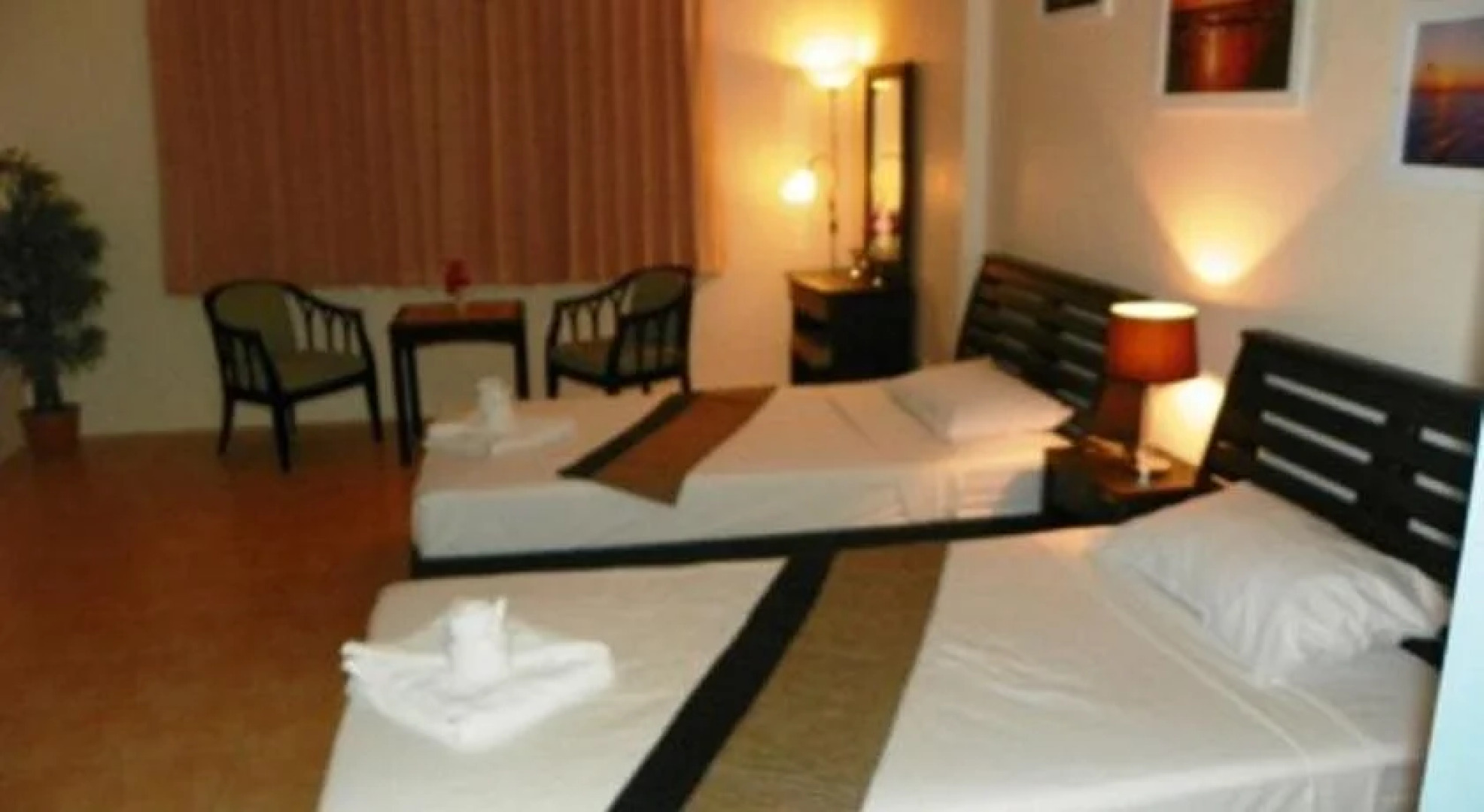 San Antonio Beach Guesthouse & Restaurant