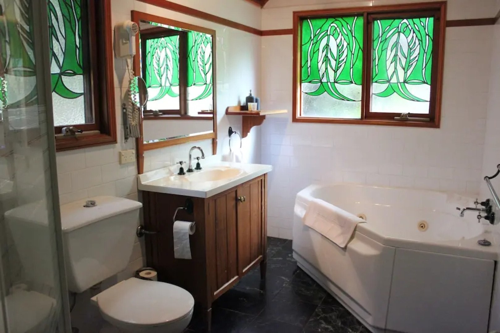 The Tops Organic Retreat