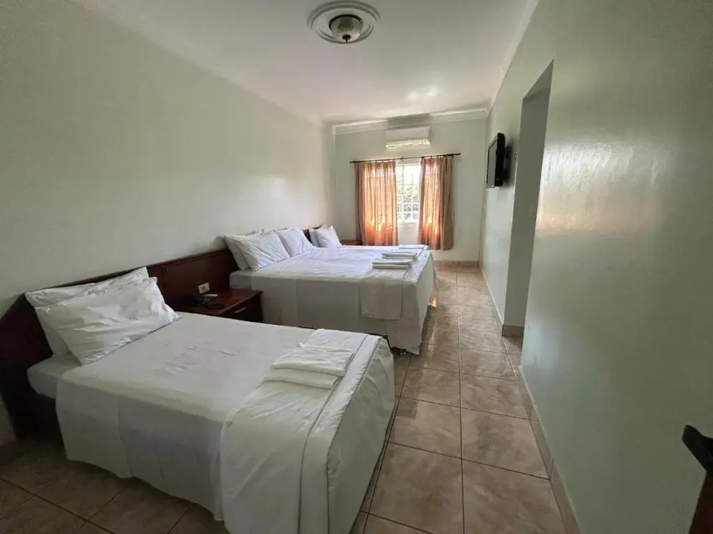Italian Palace Hotel