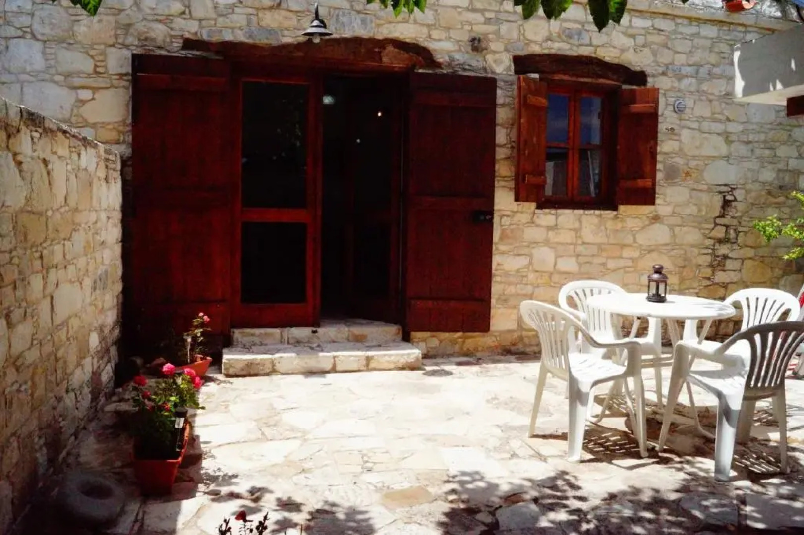 Makrinari Tis Pano Geitonias