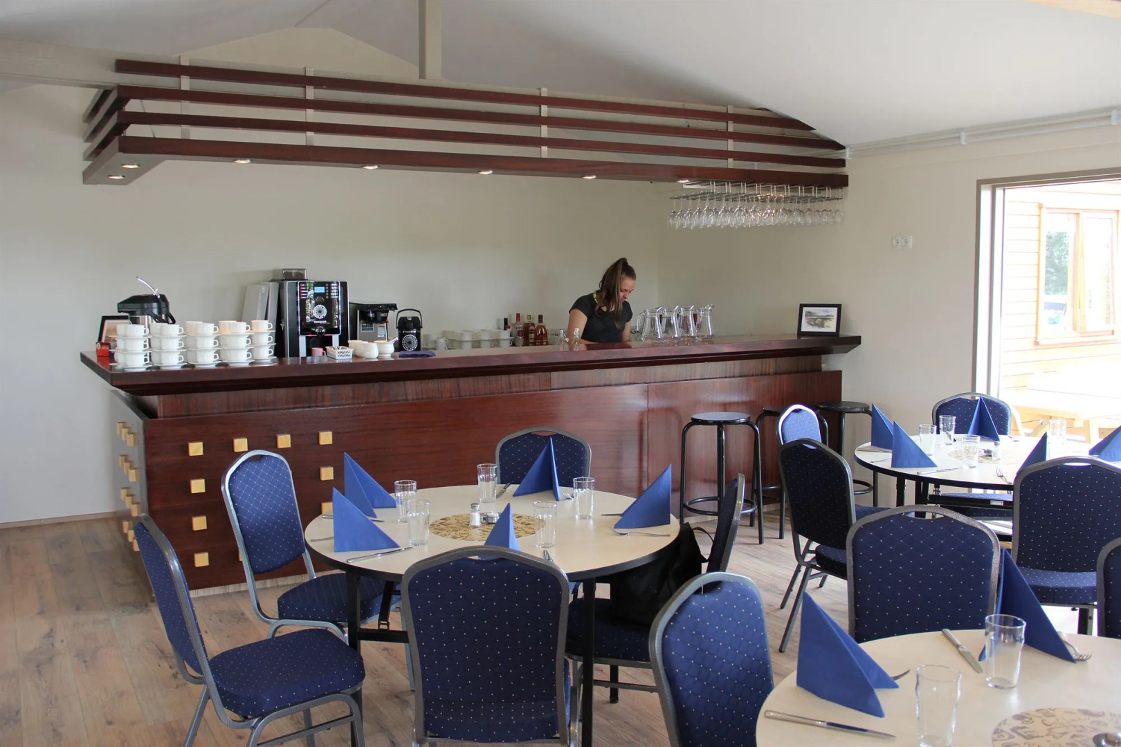 Minniborgir Cottages & Restaurant