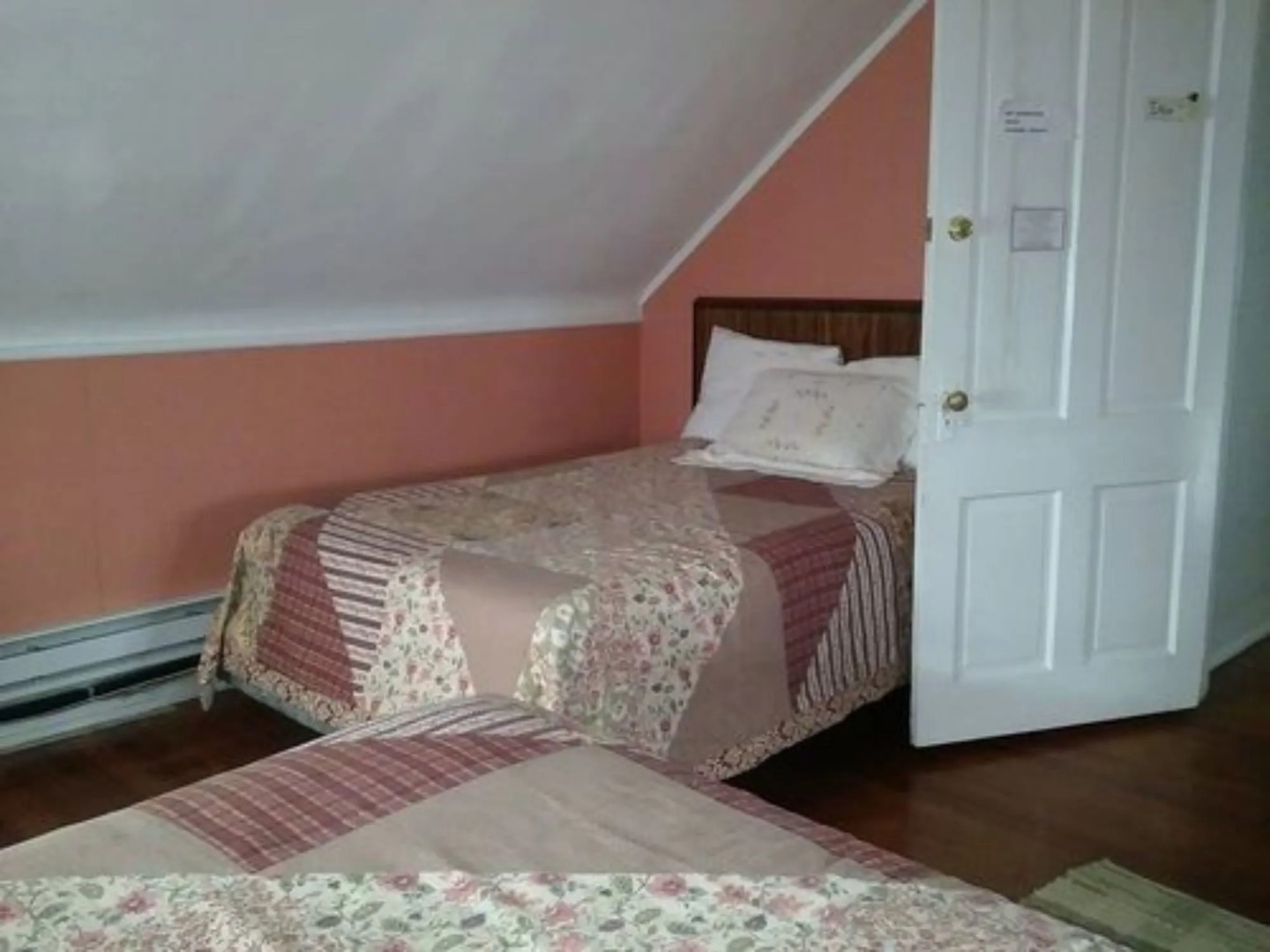 Six Acres Bed & Breakfast