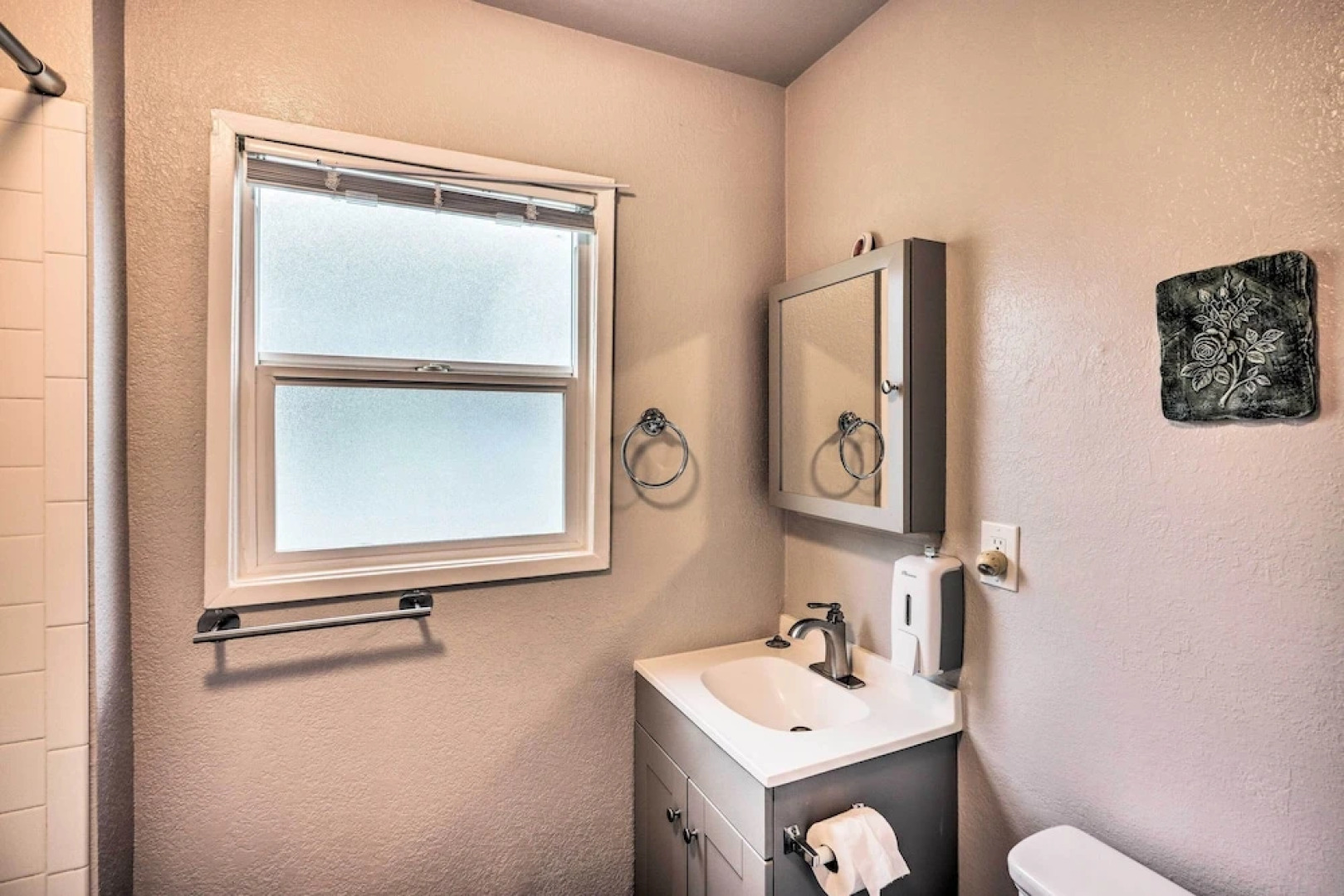 Cozy Elk Grove Home in the Heart of Old Town!