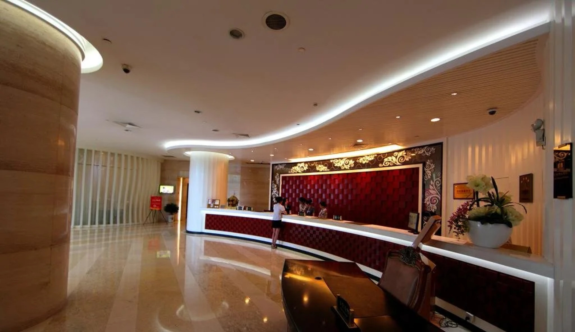 Shifeng International Holiday Hotel