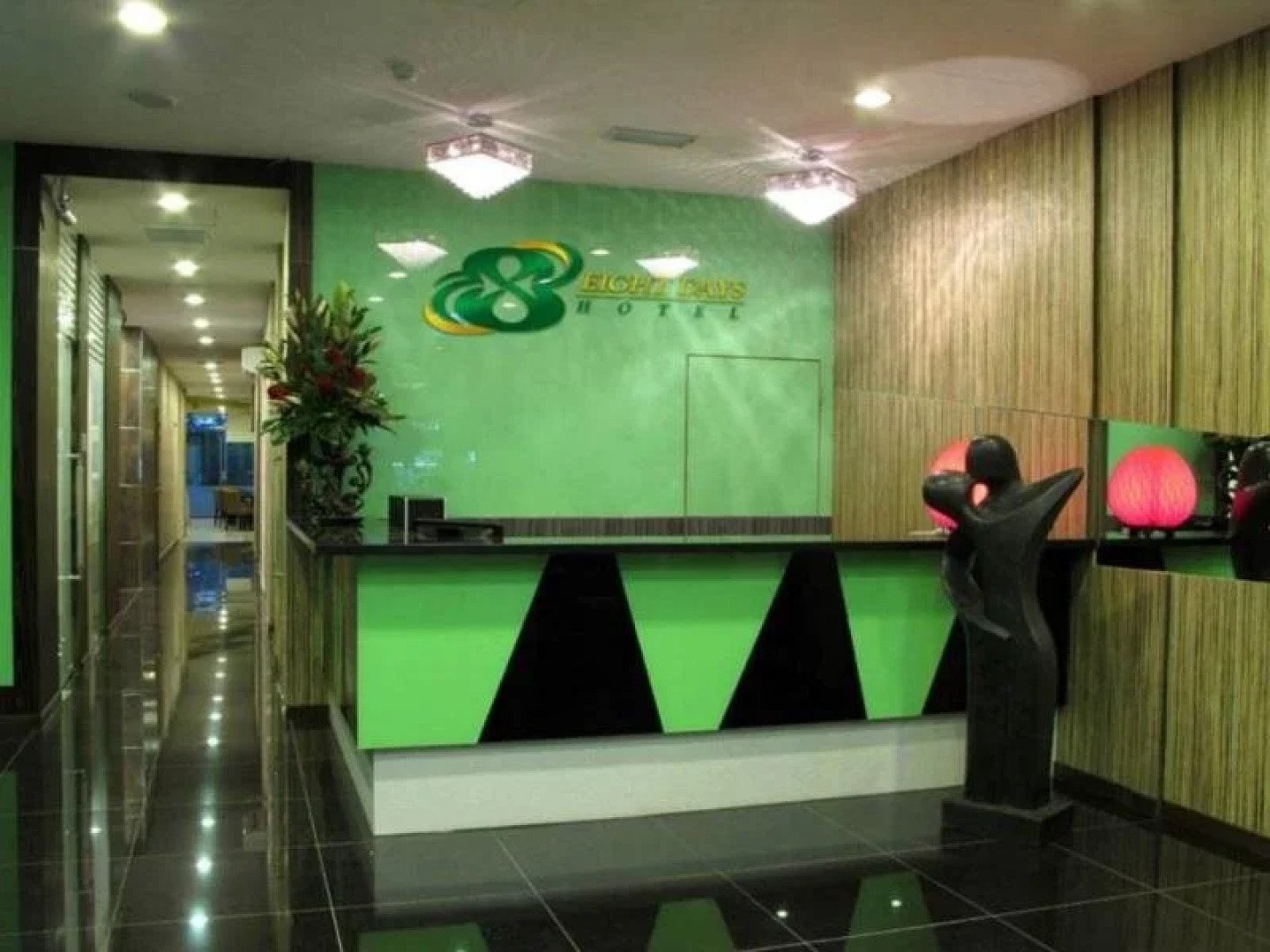 Eight Days Boutique Hotel @ Permas Jaya