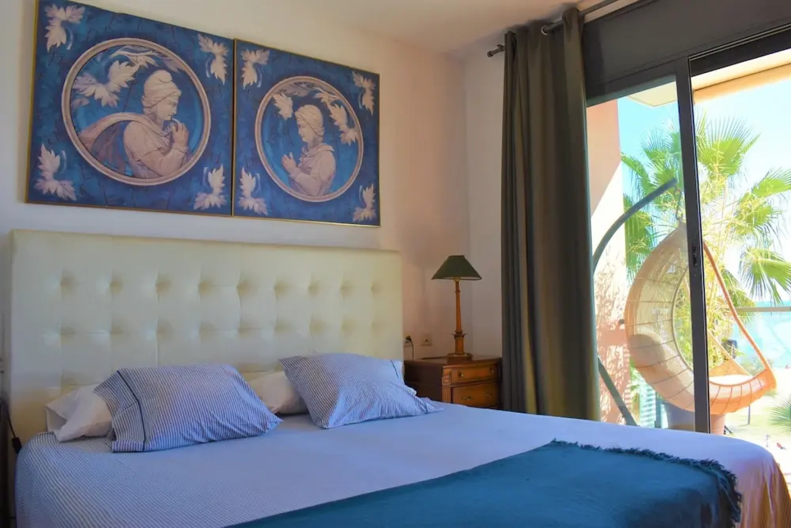 Barcelona Beachfront Apartment