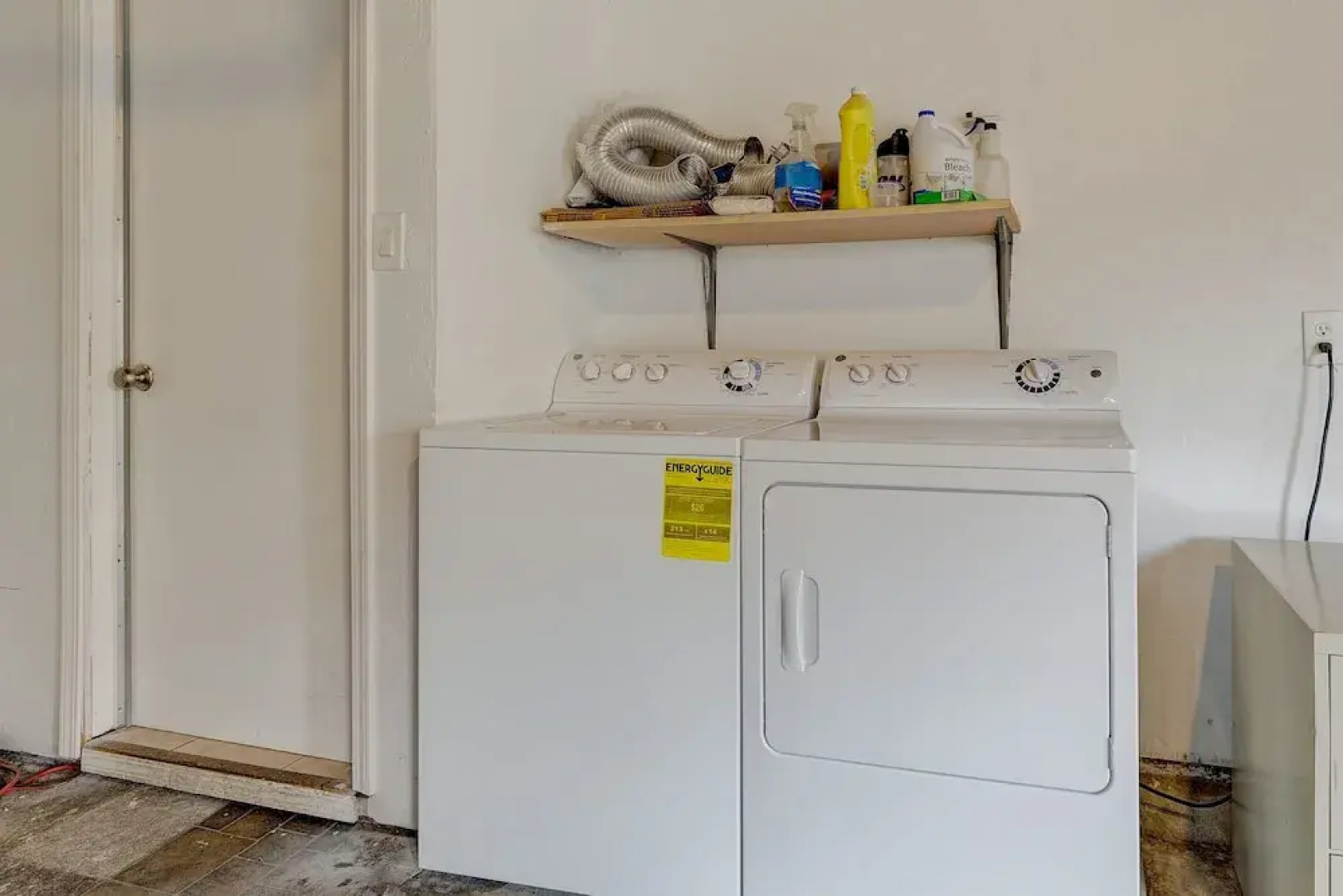 Cozy 2bd House, Minutes From Fb And Stanford Univ! 2 Bedroom Home by RedAwning