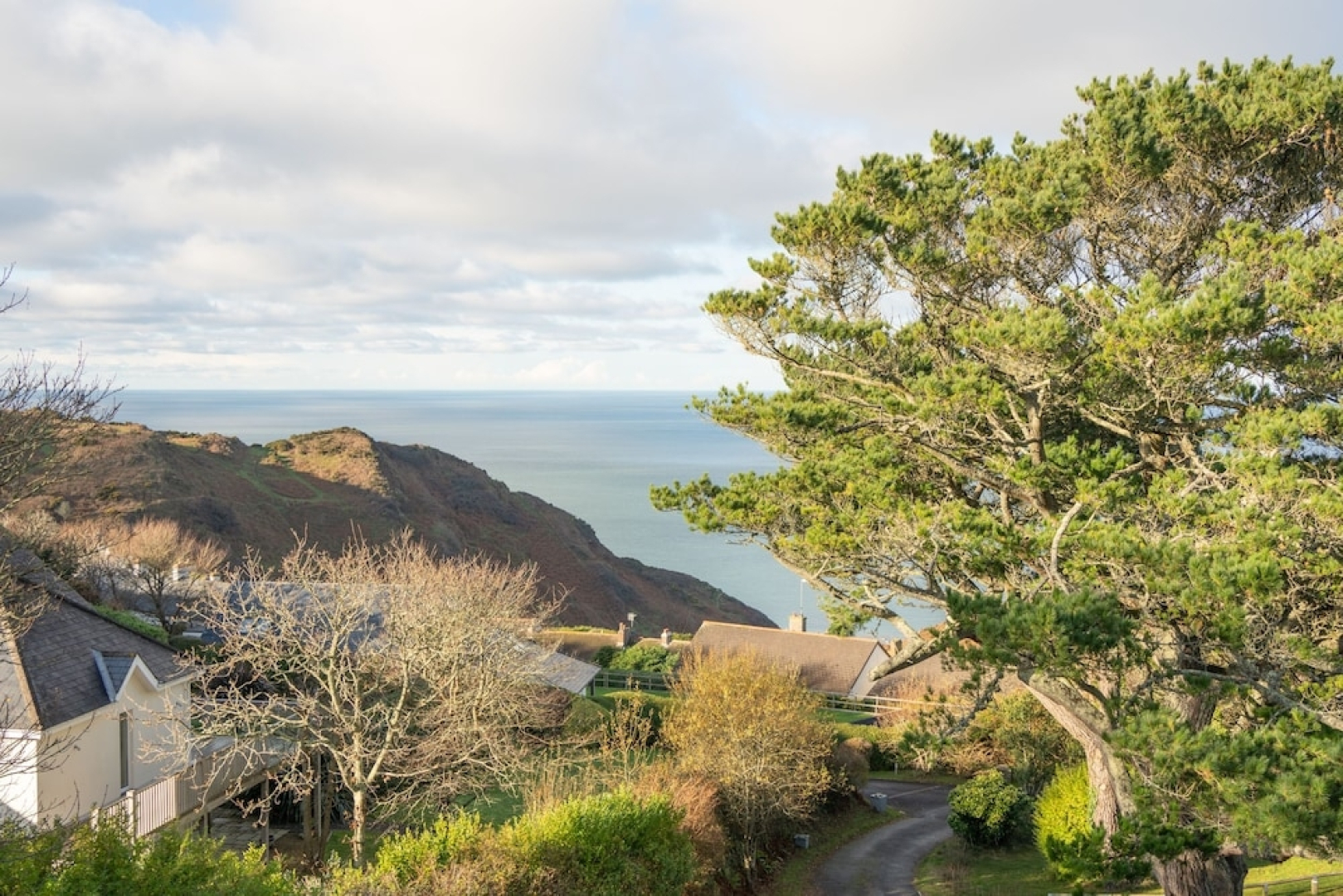 Larkrise, The Penthouse