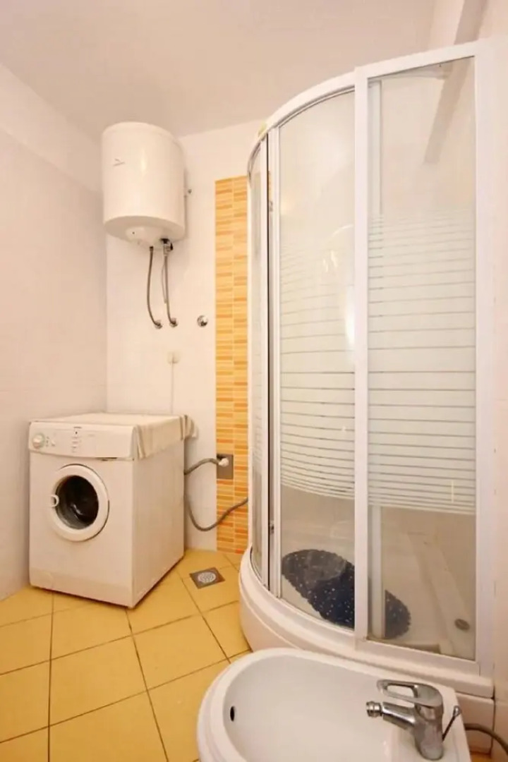 Ljube - Quiet Location & Close to the Beach - A4