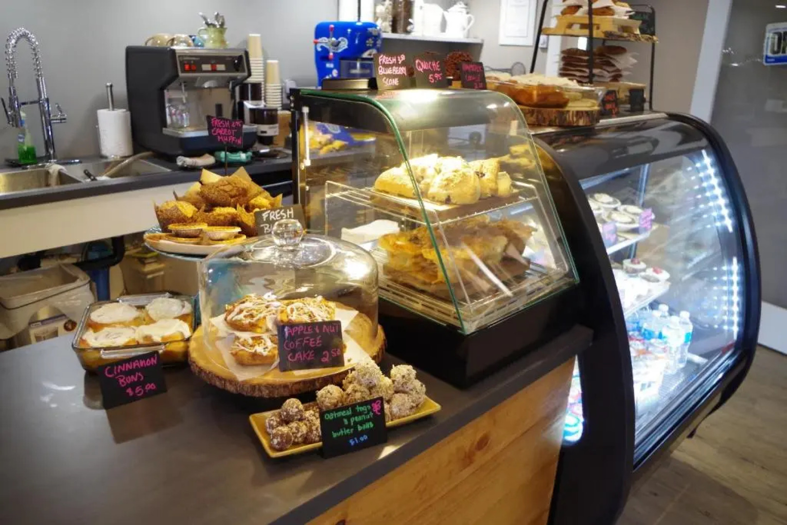 Bella Coola Eagle Lodge