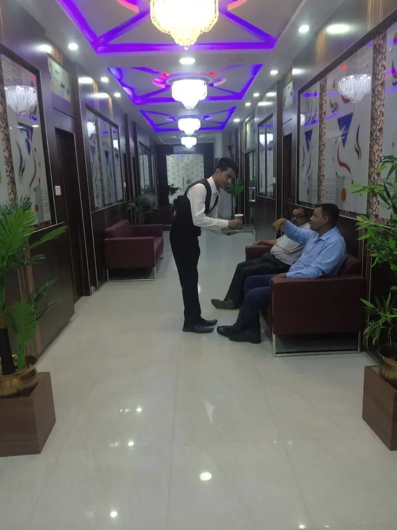 Hotel Embassy International